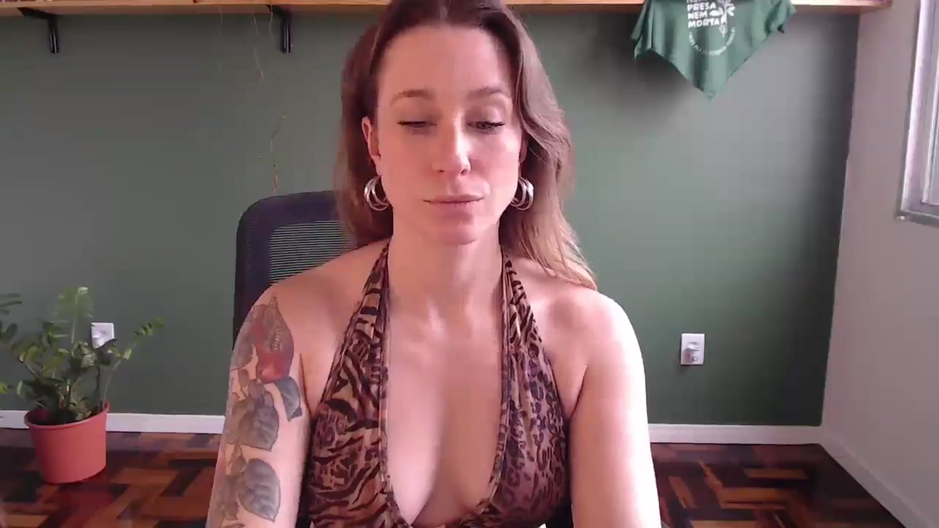 Gallery image thumbnail from Demmetria's myfreecams stream on, 07/26/2025, 17:37 image 15 of 20