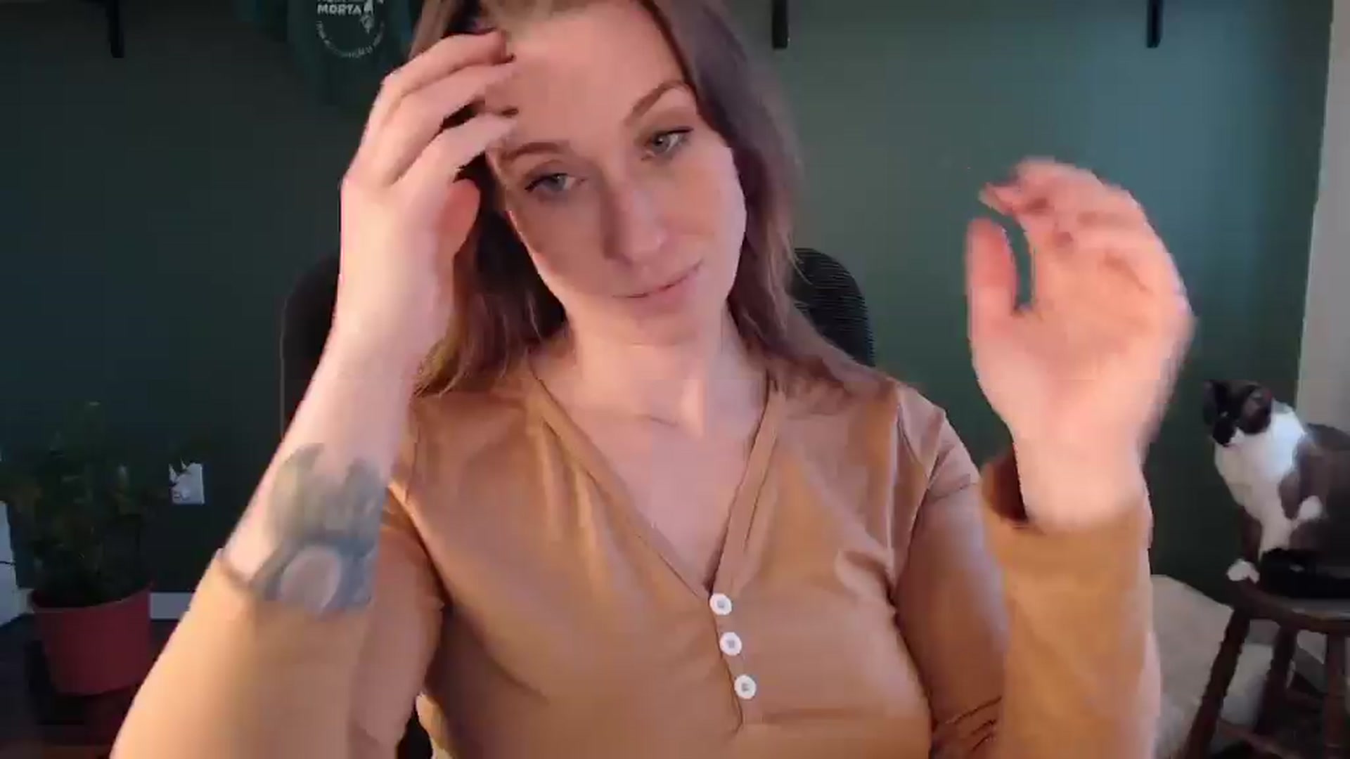 Gallery image thumbnail from Demmetria's myfreecams stream on, 08/04/2025, 19:15 image 17 of 20