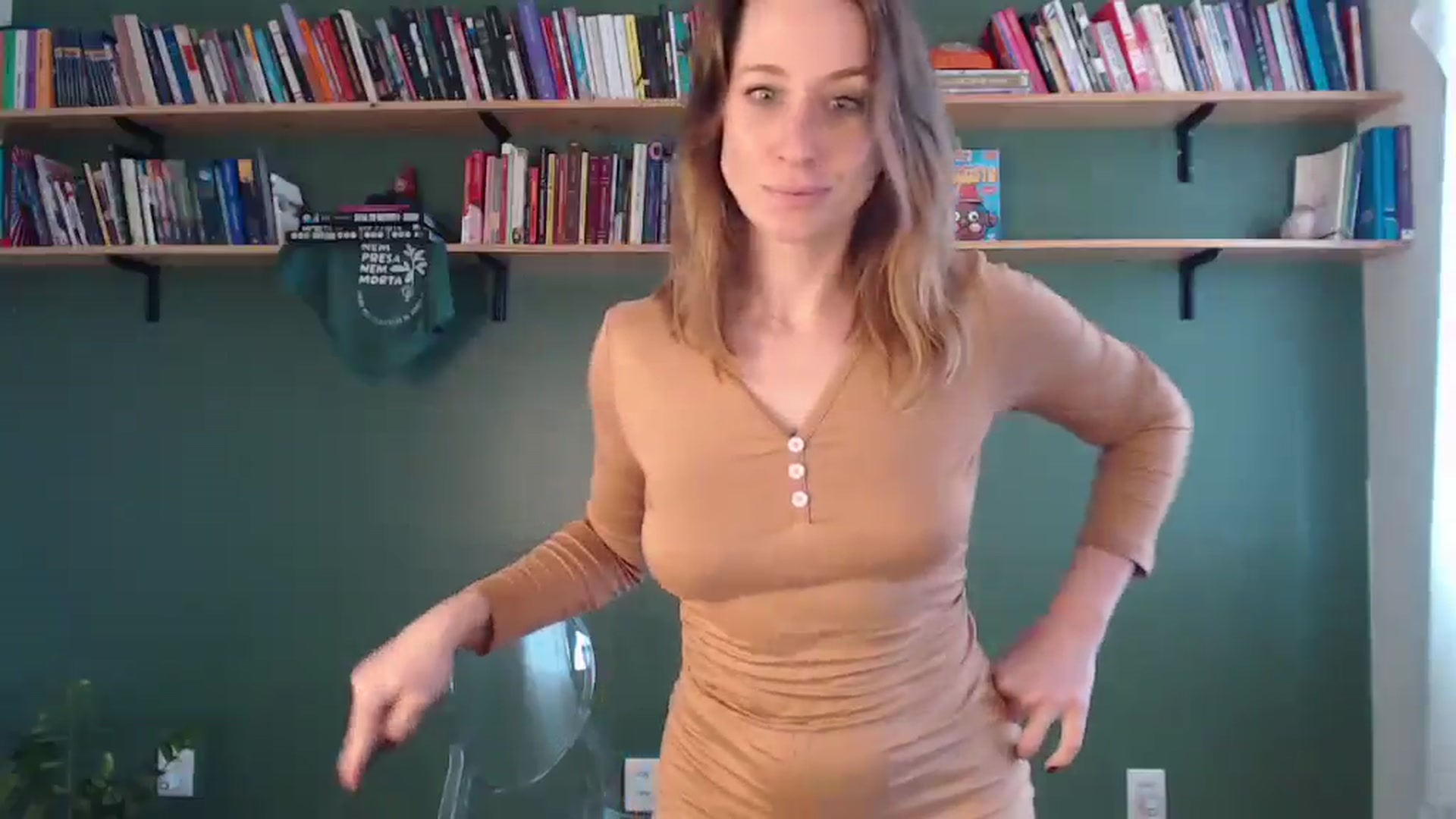 Gallery image thumbnail from Demmetria's myfreecams stream on, 08/04/2025, 19:15 image 2 of 20