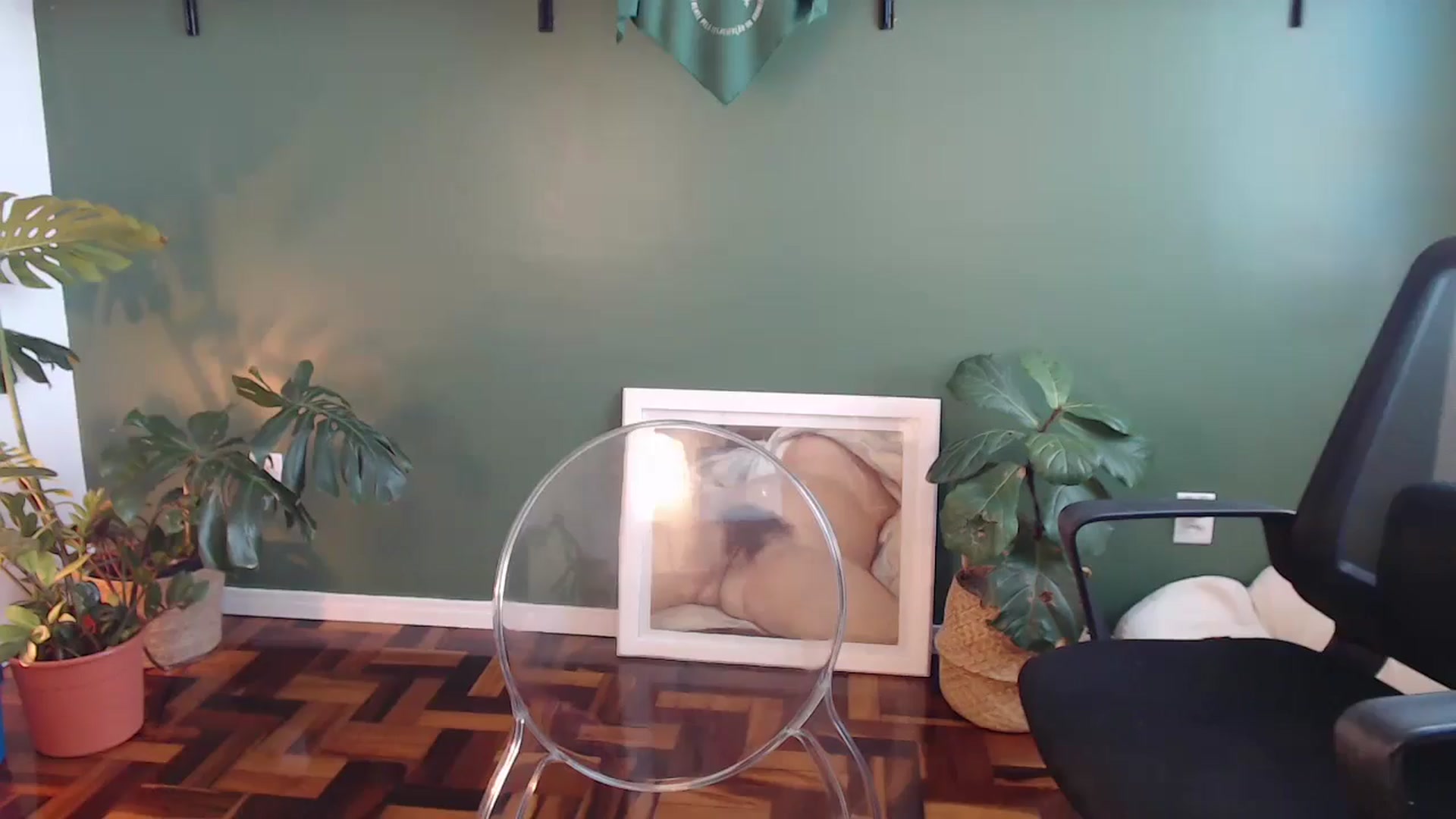 Gallery image thumbnail from Demmetria's myfreecams stream on, 08/18/2025, 16:39 image 18 of 20