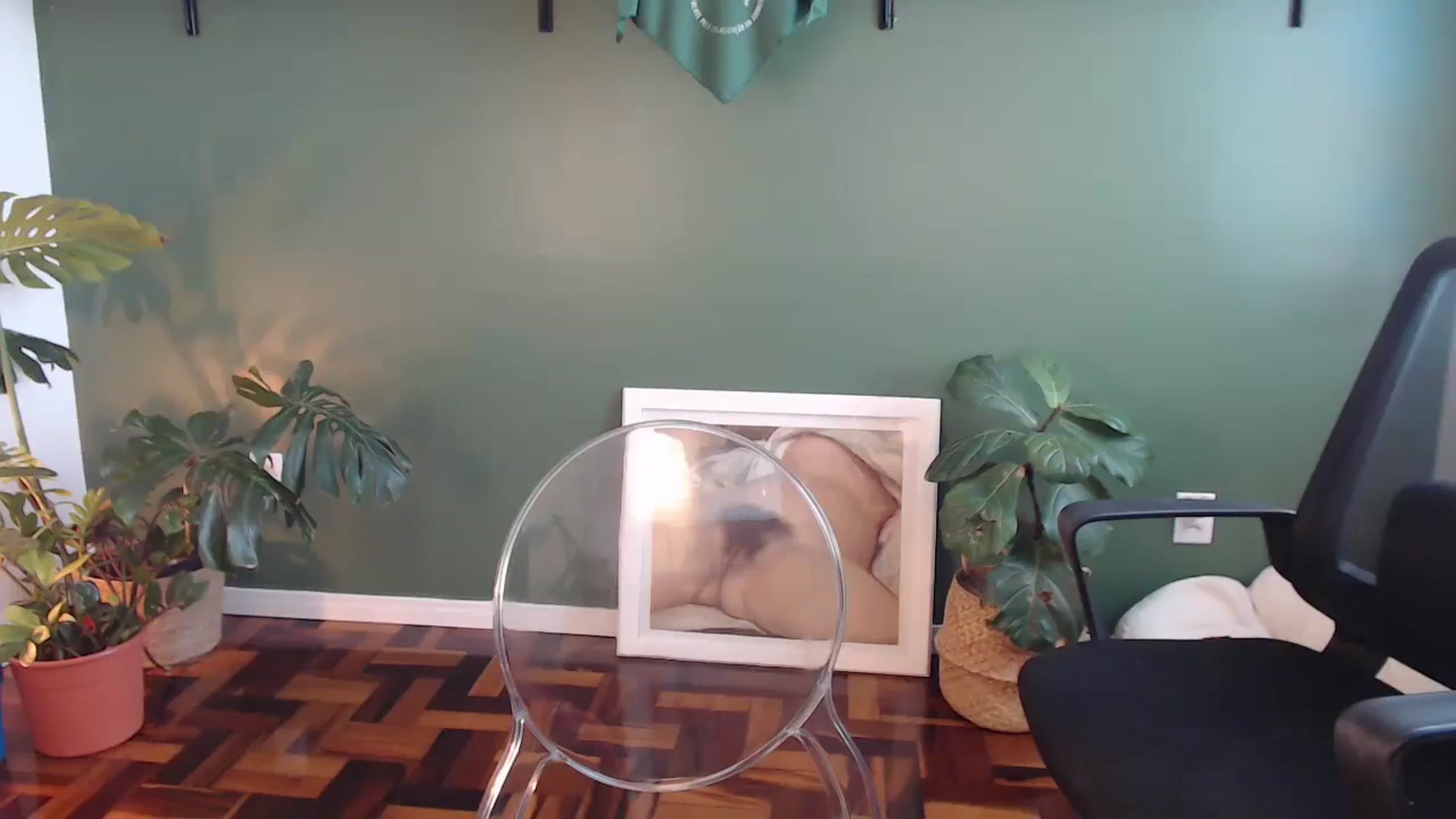 Gallery image thumbnail from Demmetria's myfreecams stream on, 08/18/2025, 16:39 image 19 of 20