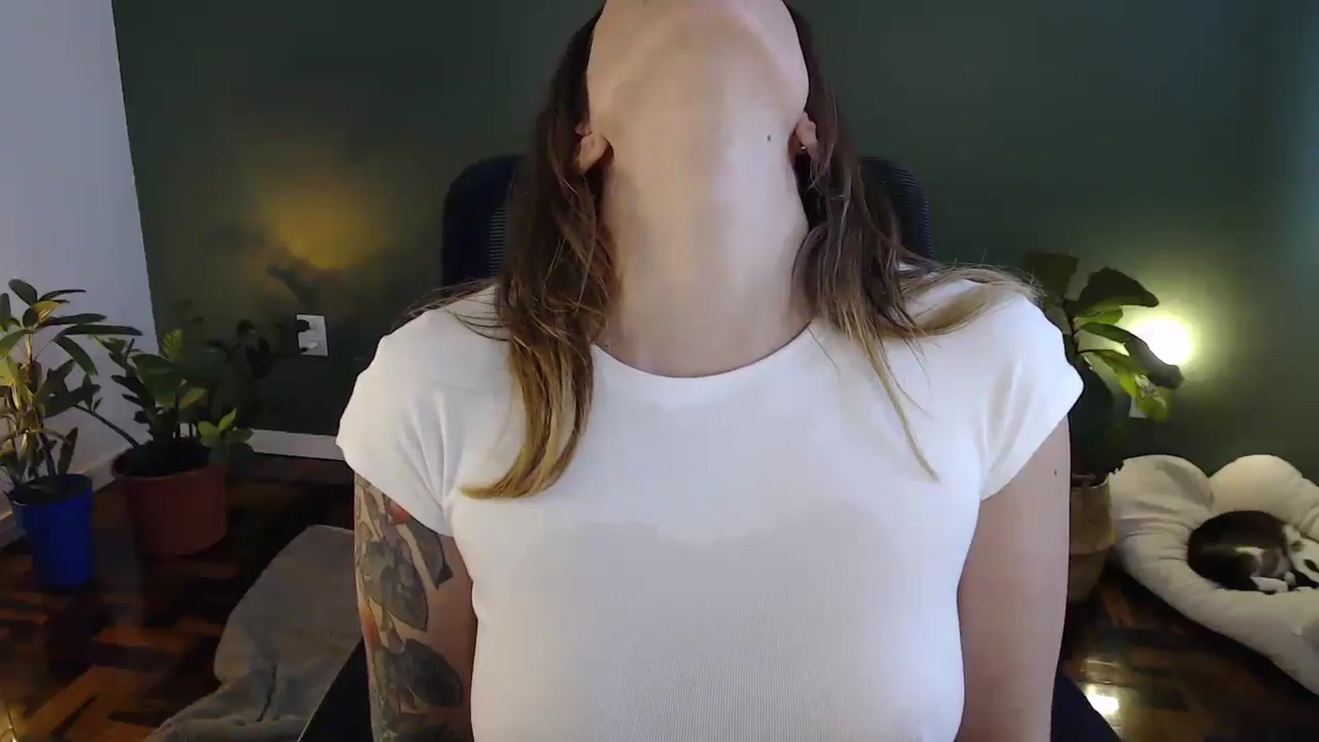Gallery image thumbnail from Demmetria's myfreecams stream on, 08/20/2025, 18:36 image 20 of 20