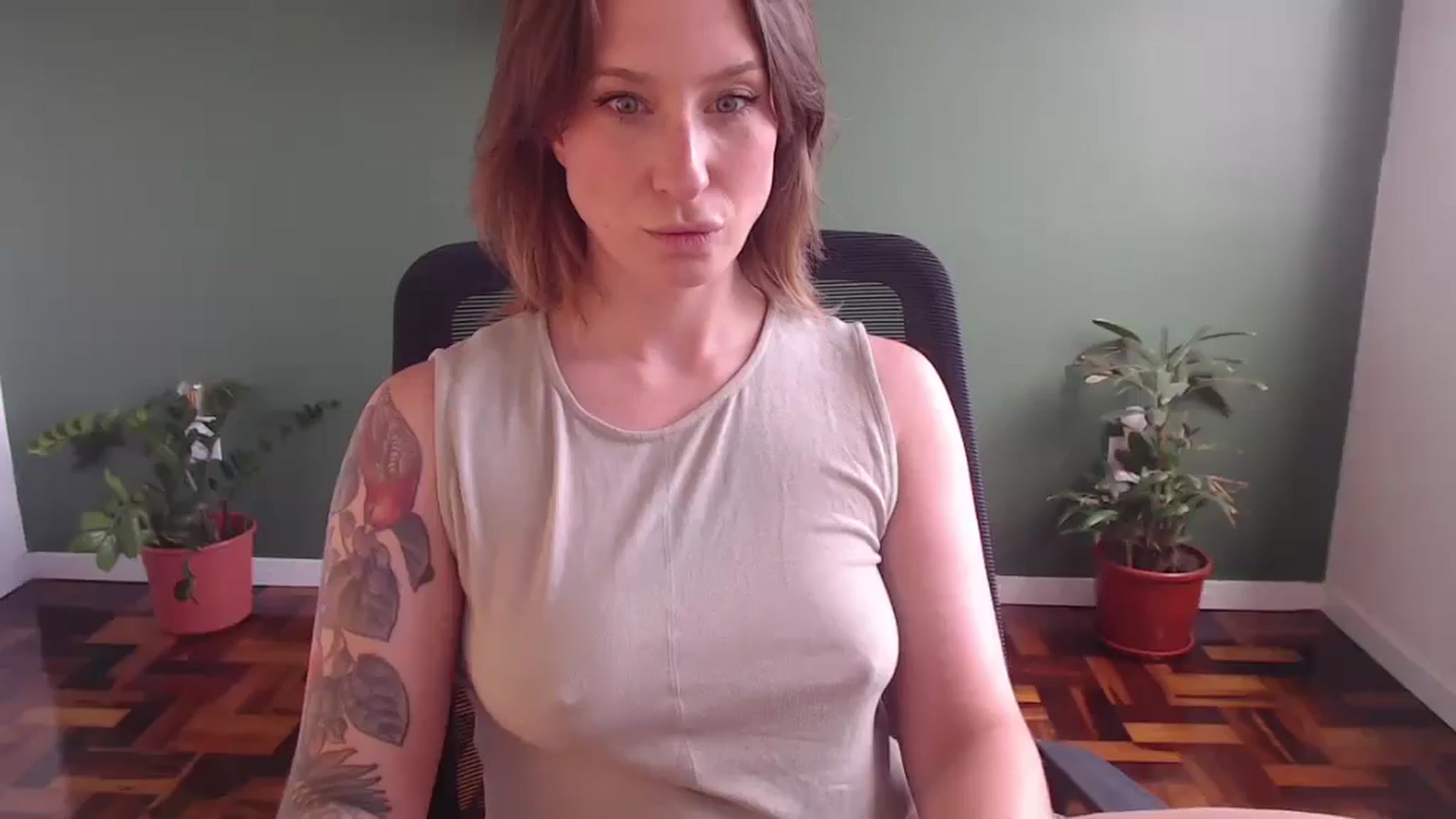 Gallery image thumbnail from Demmetria's myfreecams stream on, 01/12/2026, 17:05 image 2 of 20