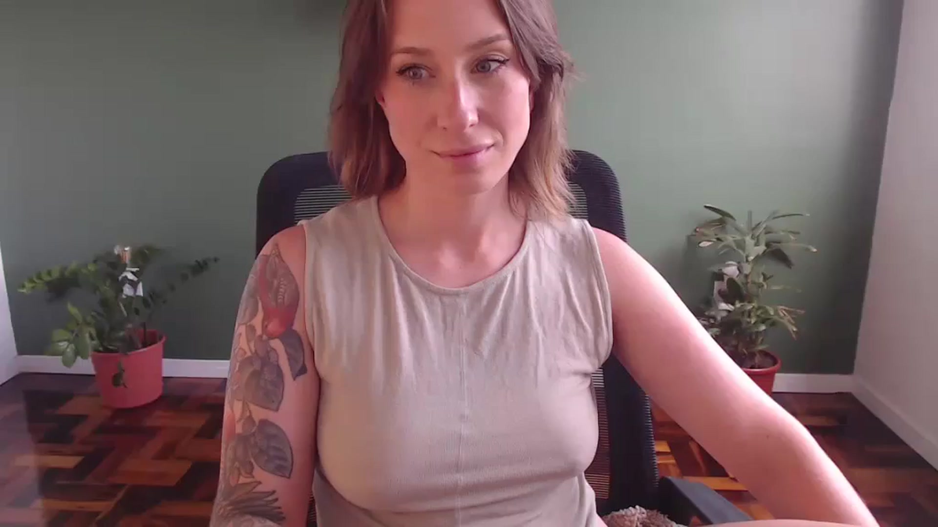 Gallery image thumbnail from Demmetria's myfreecams stream on, 01/12/2026, 17:05 image 1 of 20