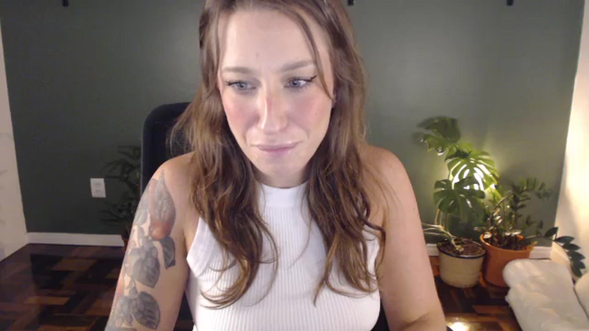 Gallery image thumbnail from Demmetria's myfreecams stream on, 03/23/2026, 19:41 image 12 of 20