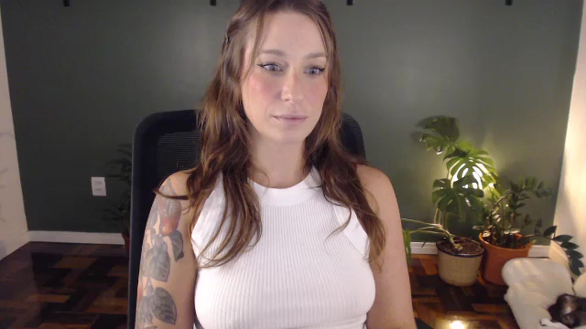 Gallery image thumbnail from Demmetria's myfreecams stream on, 03/23/2026, 19:41 image 8 of 20