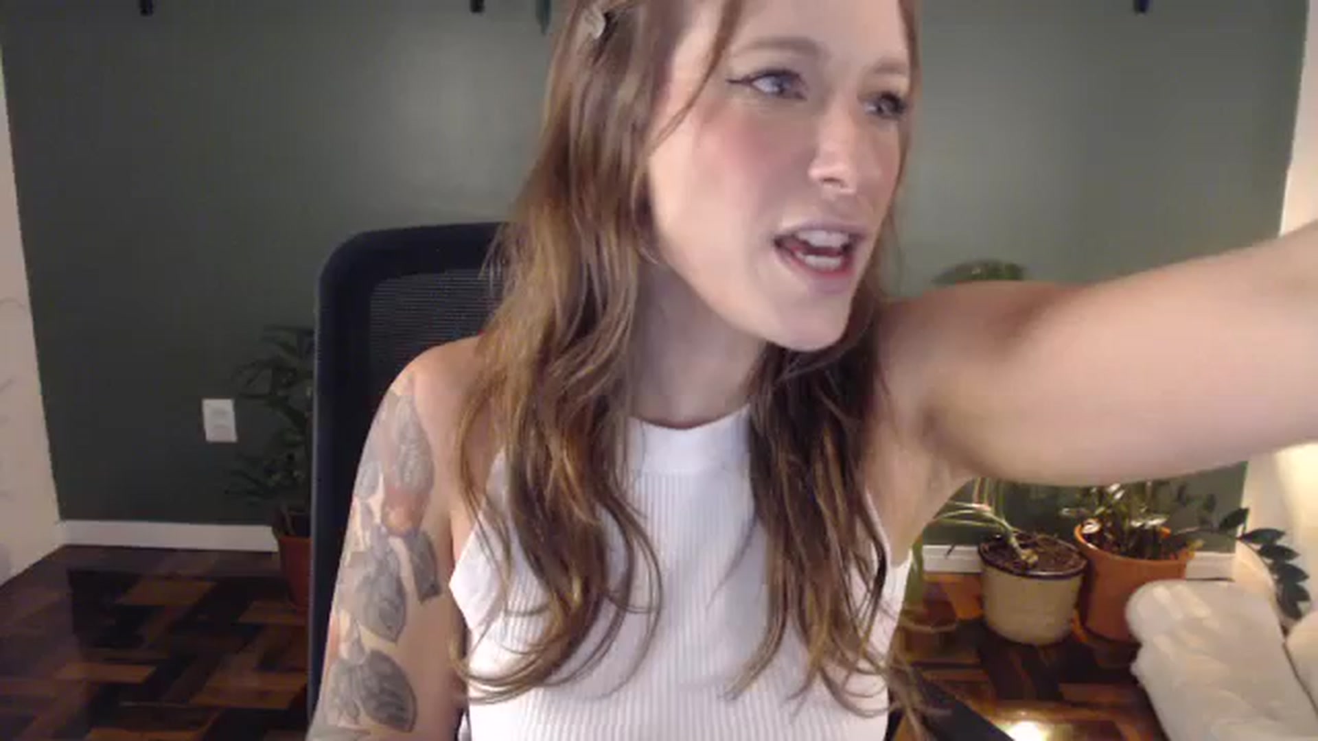 Gallery image thumbnail from Demmetria's myfreecams stream on, 03/23/2026, 19:41 image 13 of 20