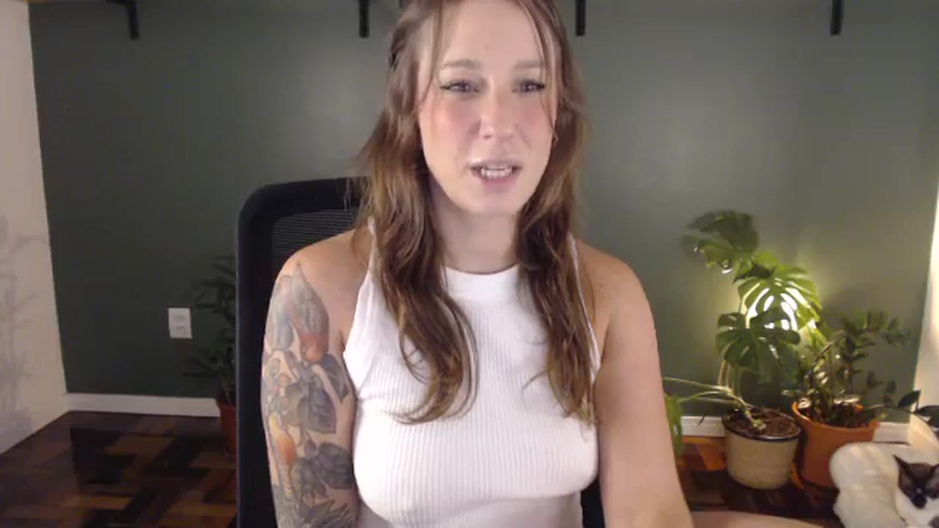 Gallery image thumbnail from Demmetria's myfreecams stream on, 03/23/2026, 19:41 image 18 of 20