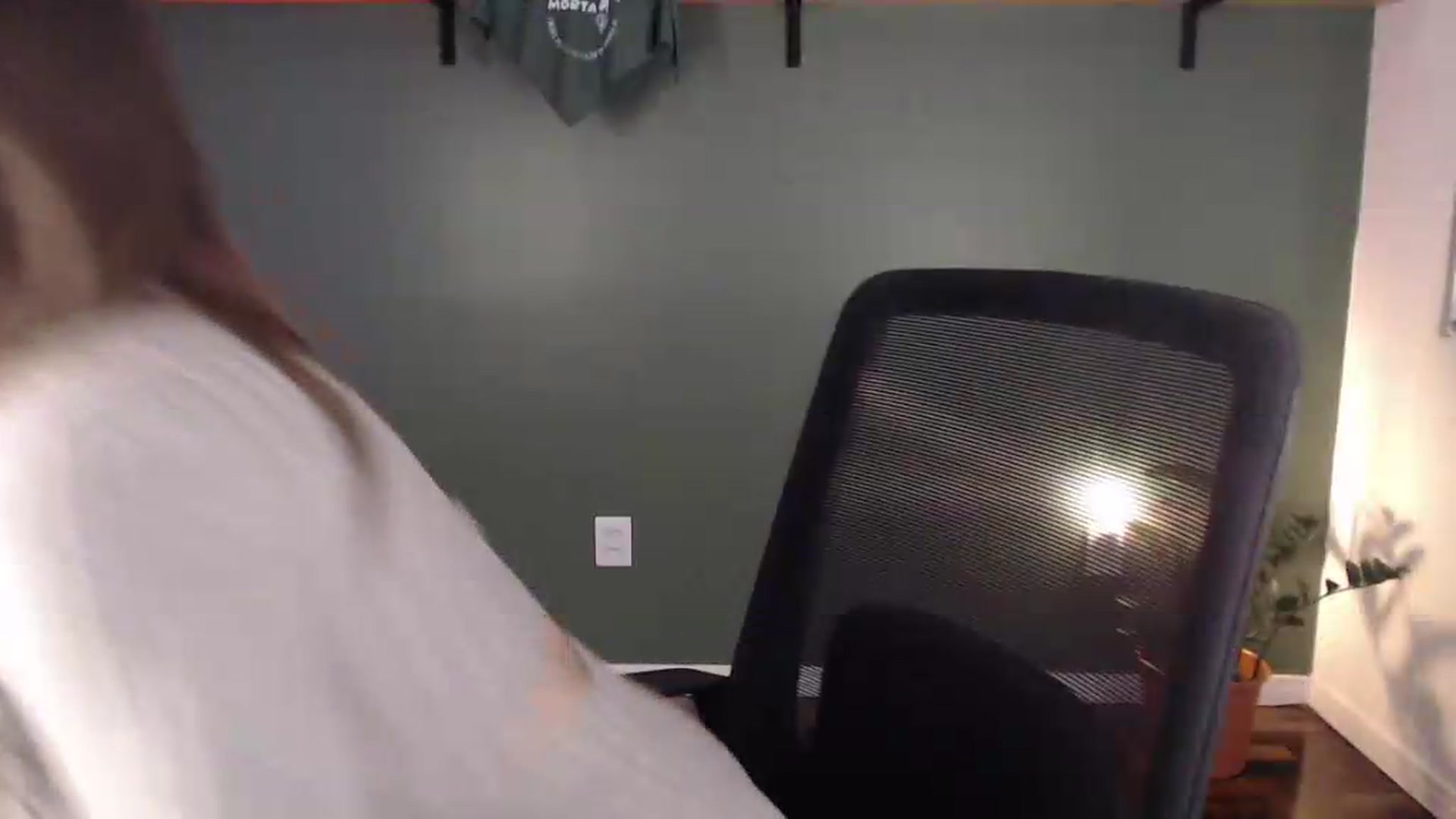 Gallery image thumbnail from Demmetria's myfreecams stream on, 05/19/2026, 18:37 image 8 of 20