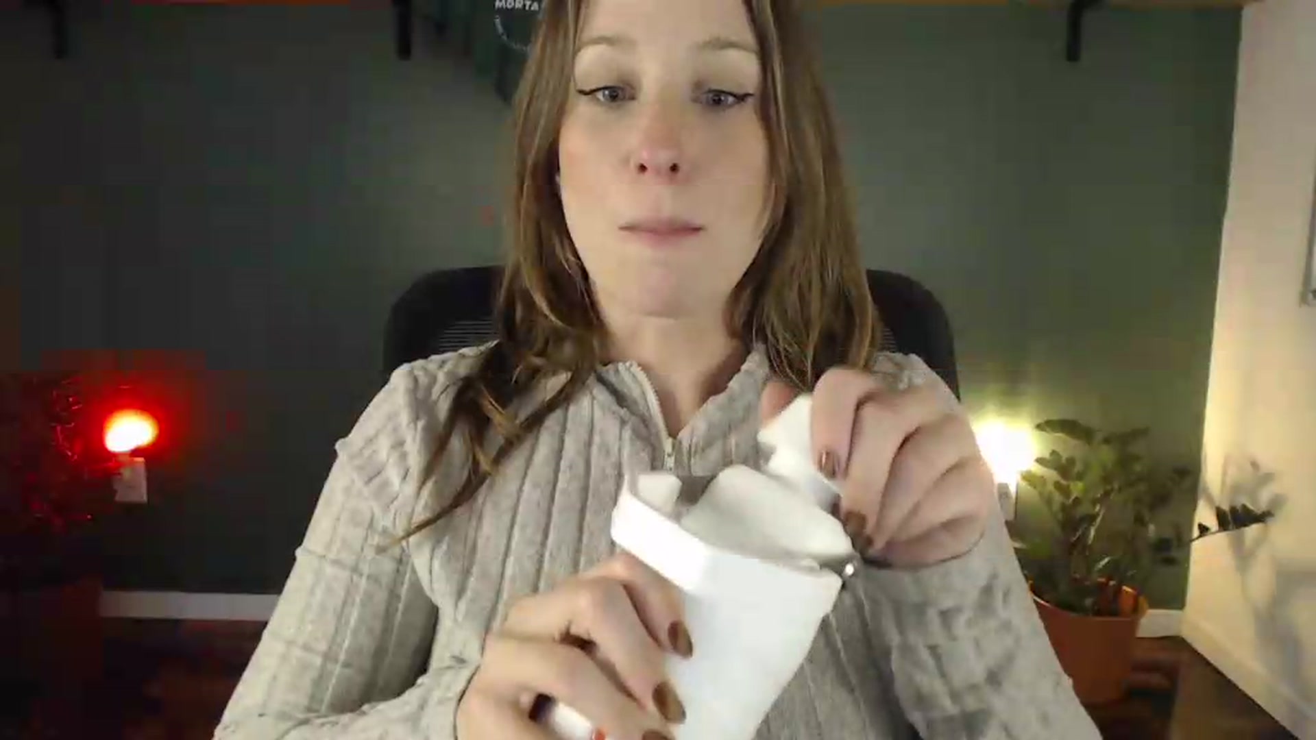 Gallery image thumbnail from Demmetria's myfreecams stream on, 05/19/2026, 18:37 image 6 of 20