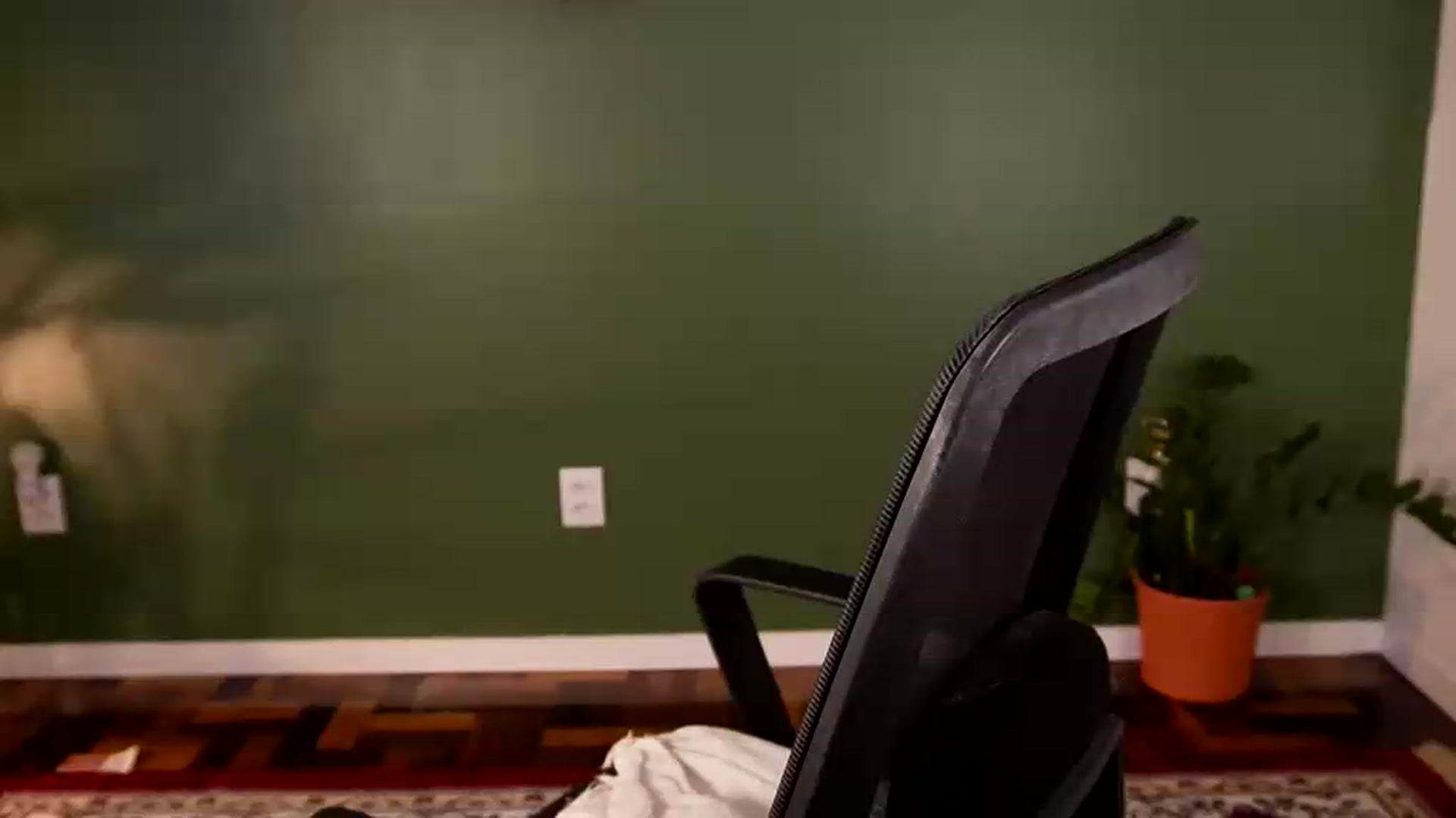 Gallery image thumbnail from Demmetria's myfreecams stream on, 06/24/2026, 17:18 image 14 of 20