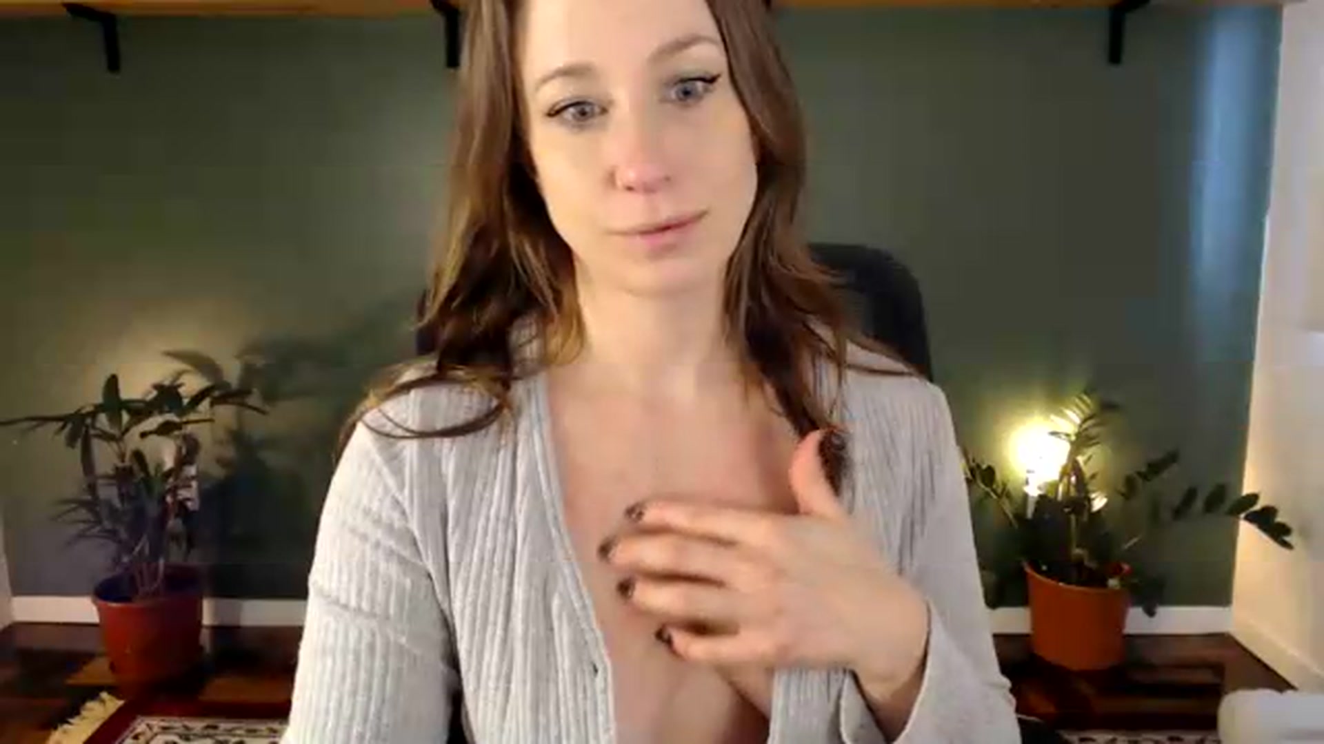 Gallery image thumbnail from Demmetria's myfreecams stream on, 07/01/2026, 18:25 image 2 of 20