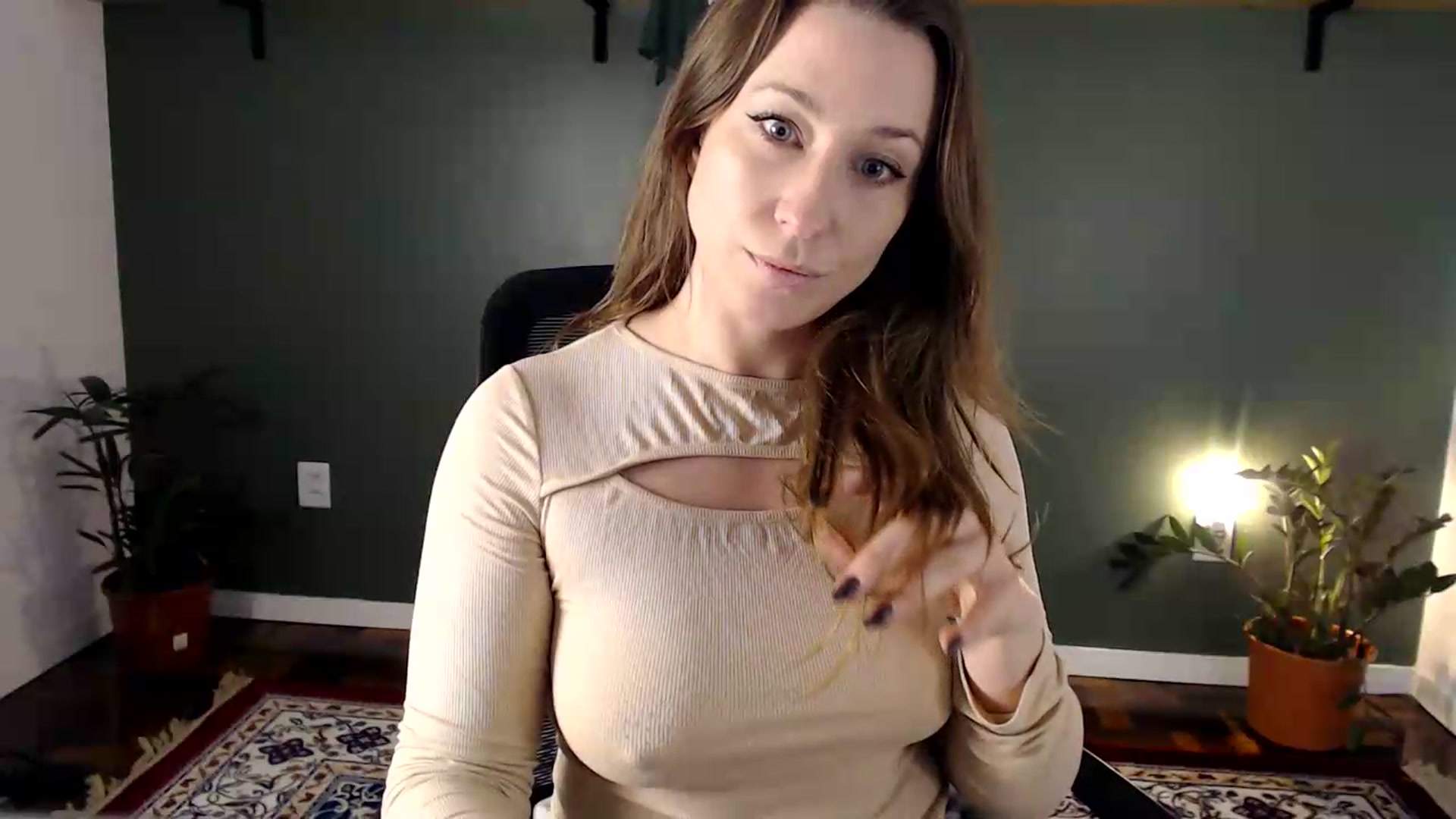 Gallery image thumbnail from Demmetria's myfreecams stream on, 08/10/2026, 18:59 image 9 of 20
