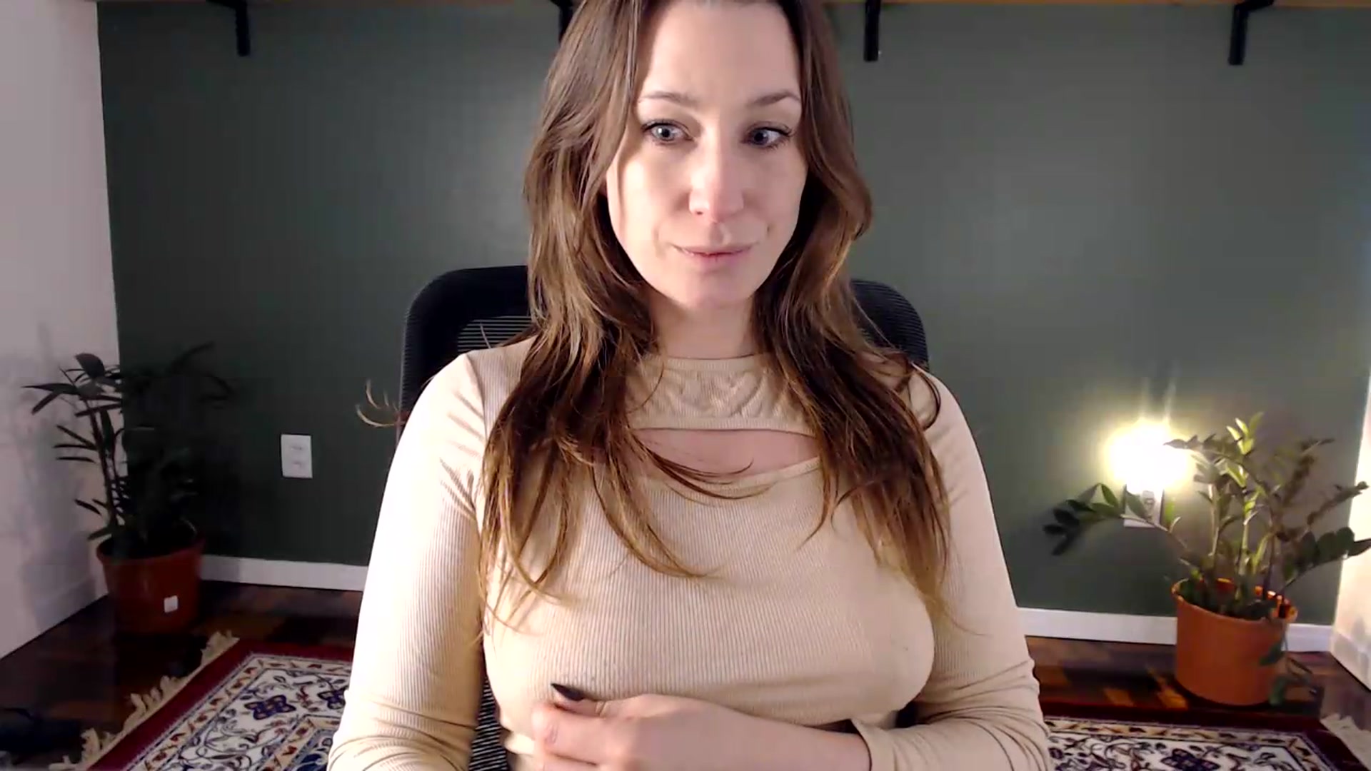 Gallery image thumbnail from Demmetria's myfreecams stream on, 08/10/2026, 18:59 image 3 of 20