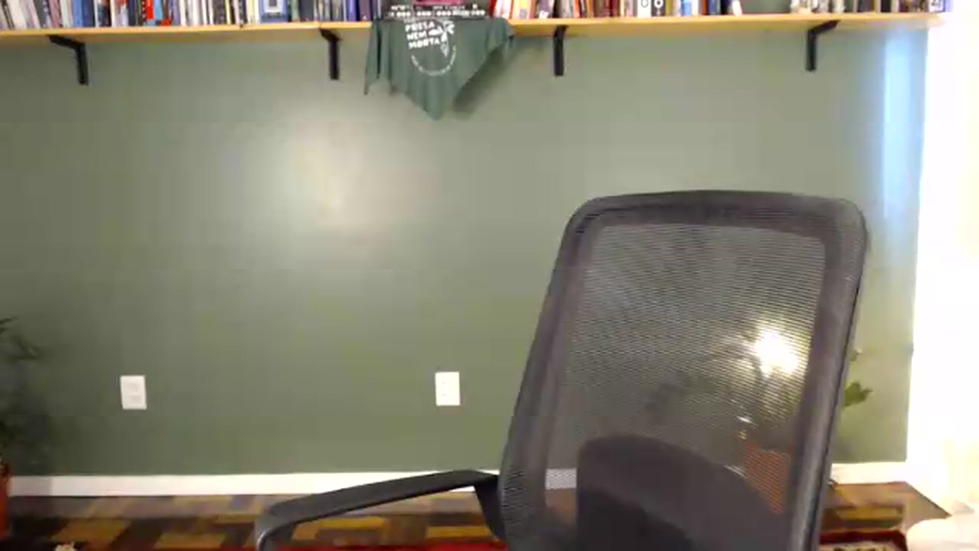 Gallery image thumbnail from Demmetria's myfreecams stream on, 08/17/2026, 18:57 image 5 of 20