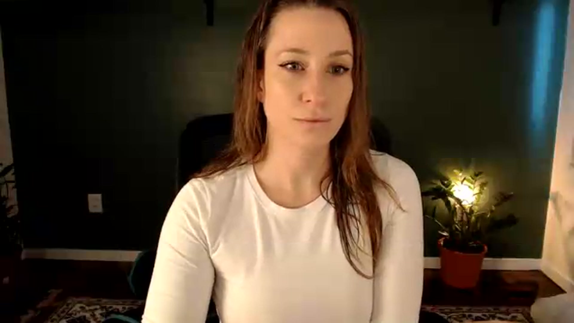 Gallery image thumbnail from Demmetria's myfreecams stream on, 08/21/2026, 17:44 image 10 of 20