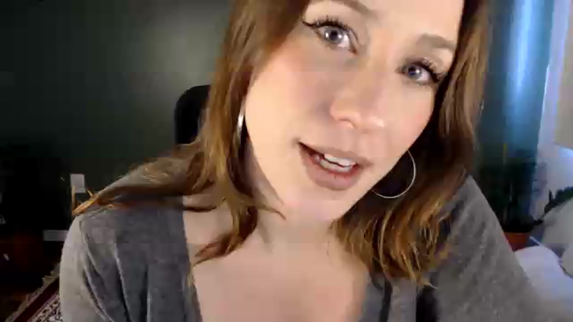 Gallery image thumbnail from Demmetria's myfreecams stream on, 08/26/2026, 18:13 image 4 of 20