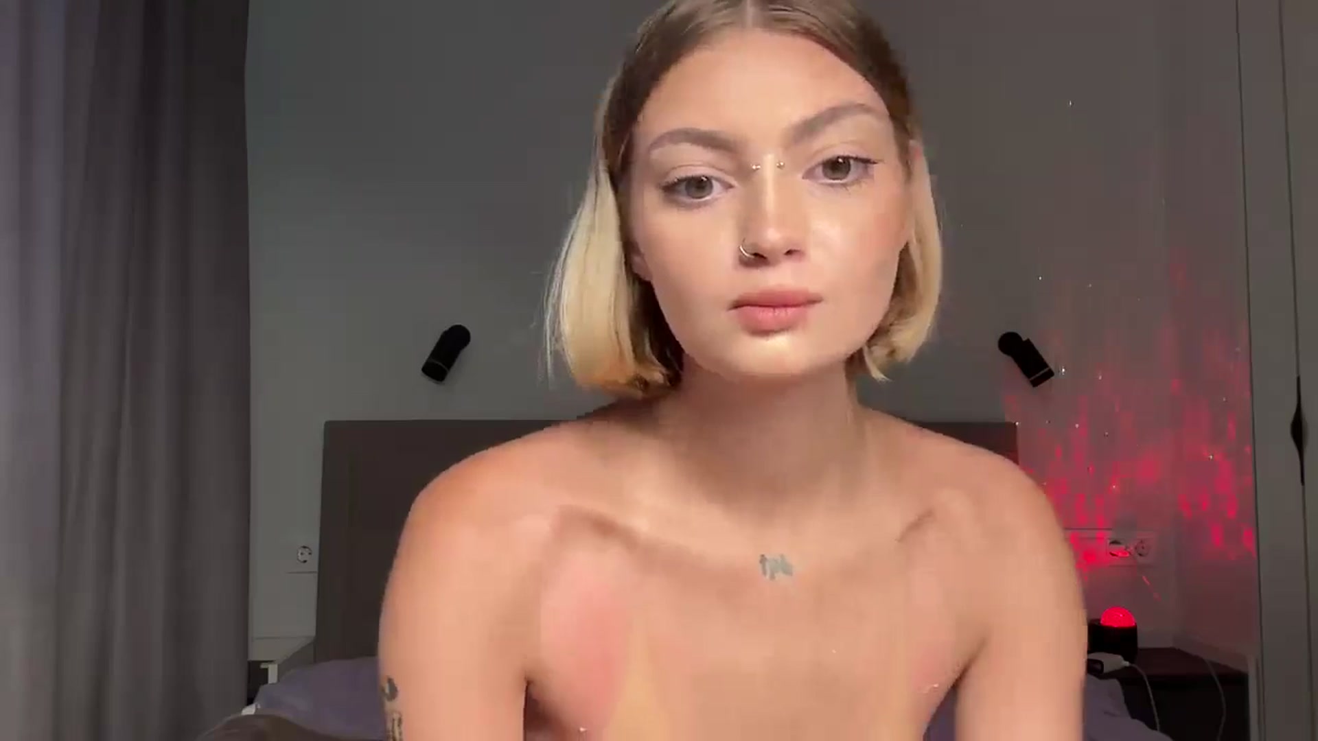 Gallery image thumbnail from DemonsKiss's myfreecams stream on, 07/29/2025, 08:03 image 7 of 20