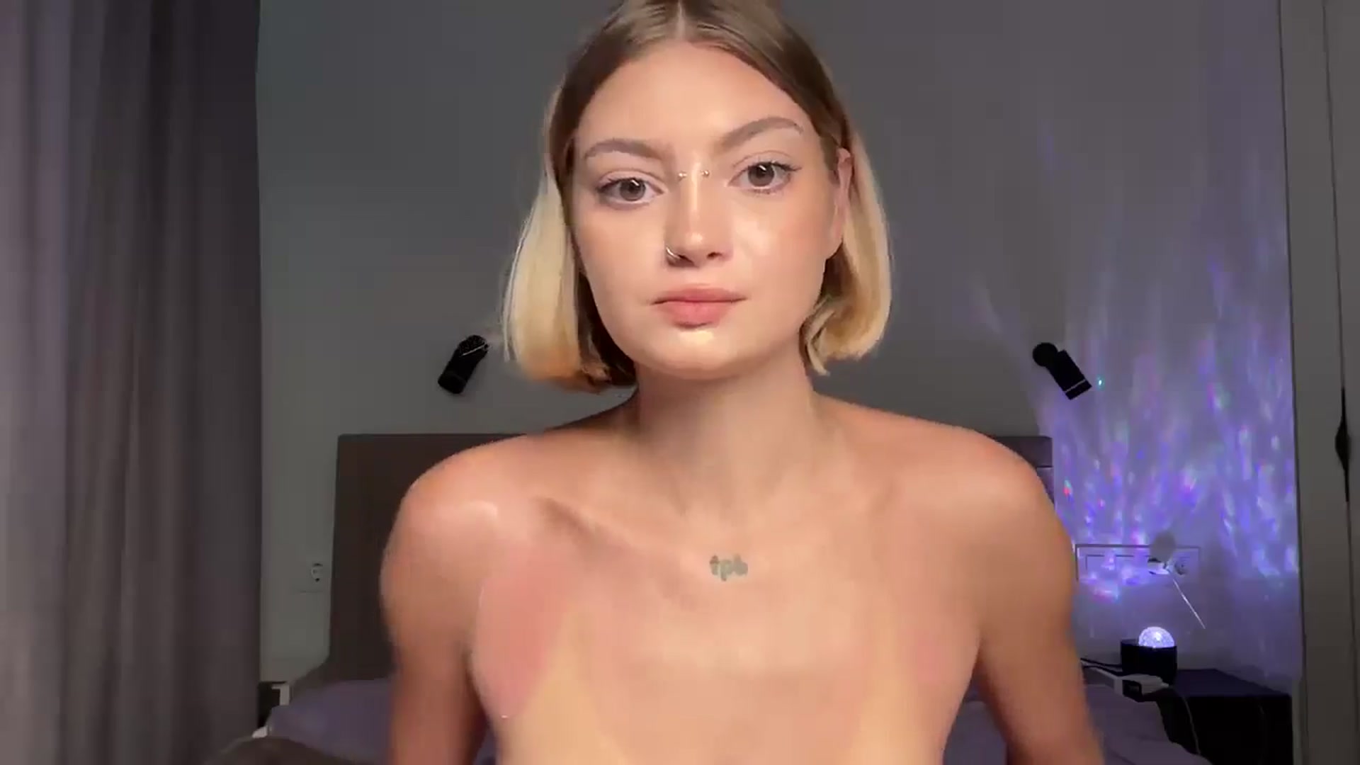 Gallery image thumbnail from DemonsKiss's myfreecams stream on, 07/29/2025, 08:03 image 20 of 20