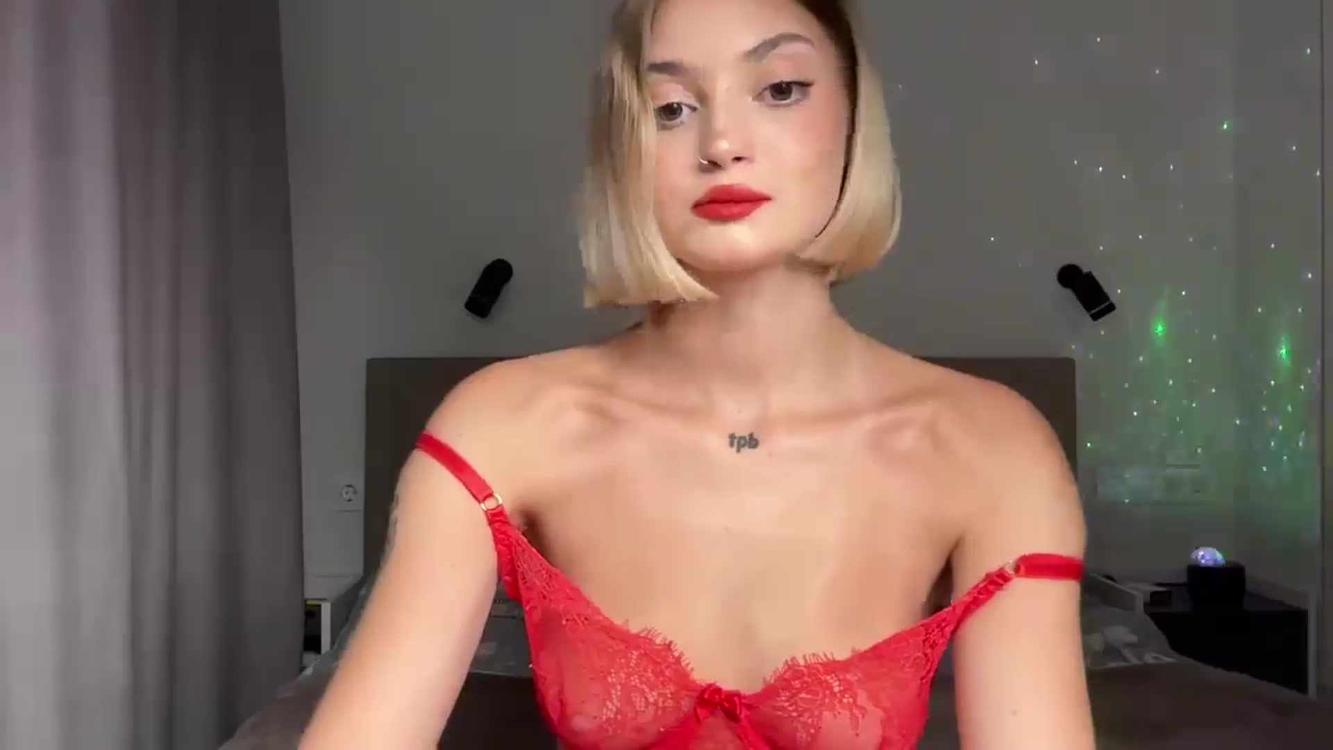 Gallery image thumbnail from DemonsKiss's myfreecams stream on, 08/08/2025, 10:45 image 18 of 20