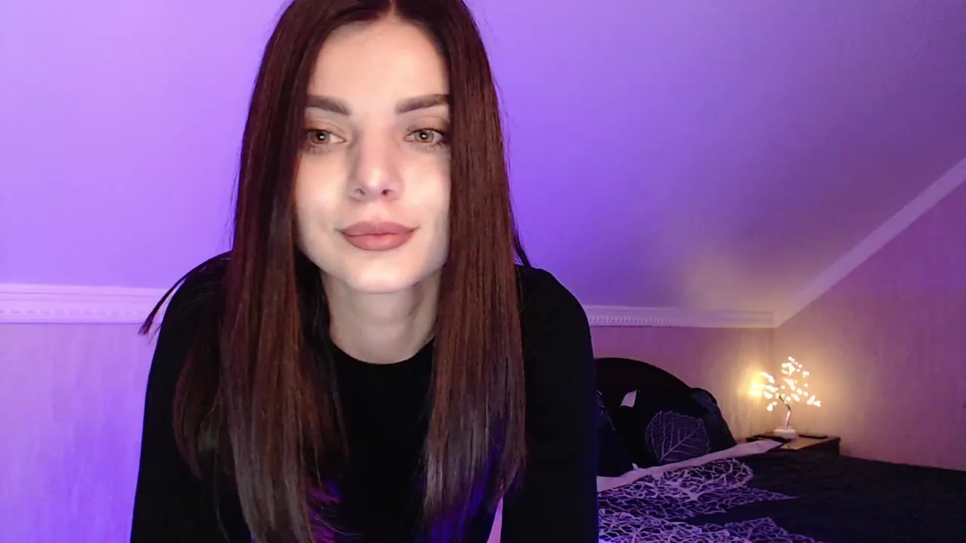 Gallery image thumbnail from Denisa__'s myfreecams stream on, 11/14/2022, 23:03 image 17 of 20