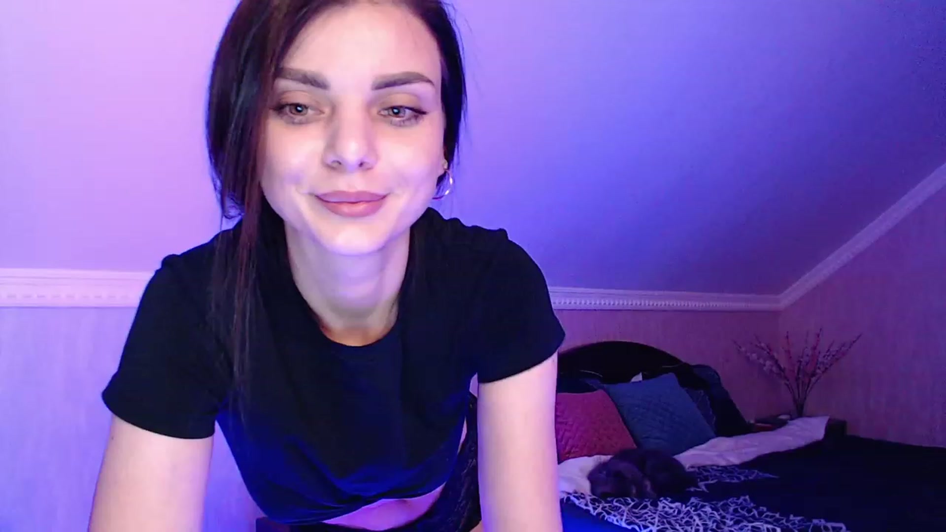 Gallery image thumbnail from Denisa__'s myfreecams stream on, 11/18/2022, 01:58 image 13 of 20