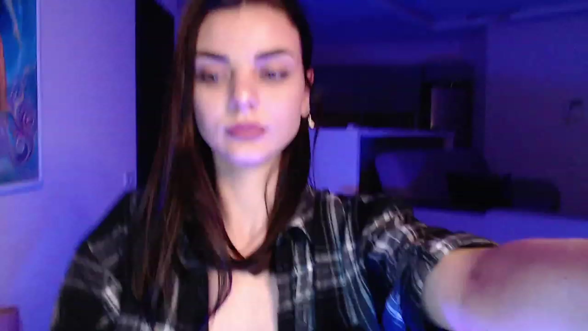 Gallery image thumbnail from Denisa__'s myfreecams stream on, 12/09/2022, 24:41 image 10 of 20