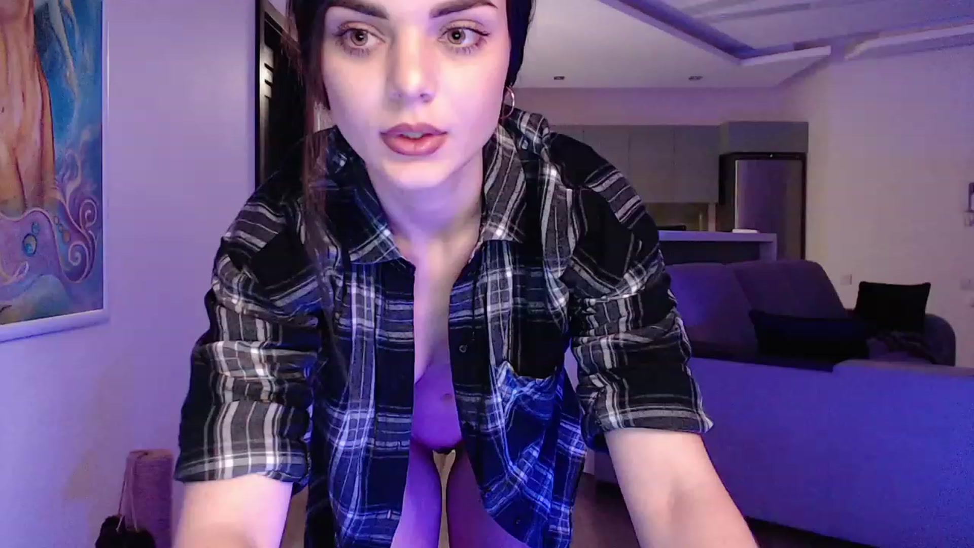 Gallery image thumbnail from Denisa__'s myfreecams stream on, 12/12/2022, 24:06 image 3 of 20