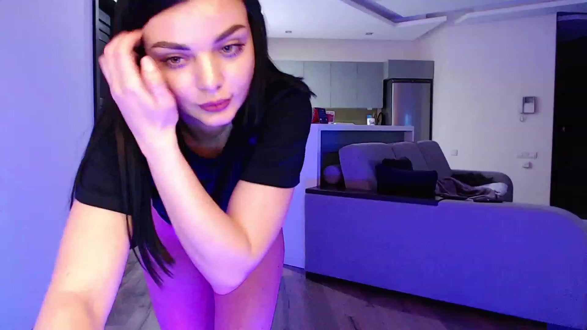 Gallery image thumbnail from Denisa__'s myfreecams stream on, 03/19/2023, 23:05 image 11 of 20