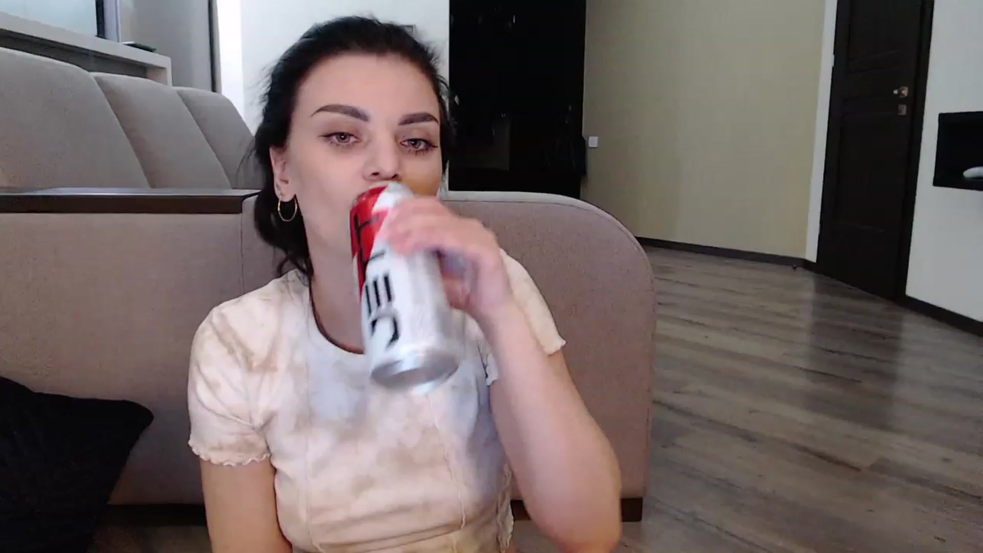 Gallery image thumbnail from Denisa__'s myfreecams stream on, 04/02/2023, 21:11 image 19 of 20
