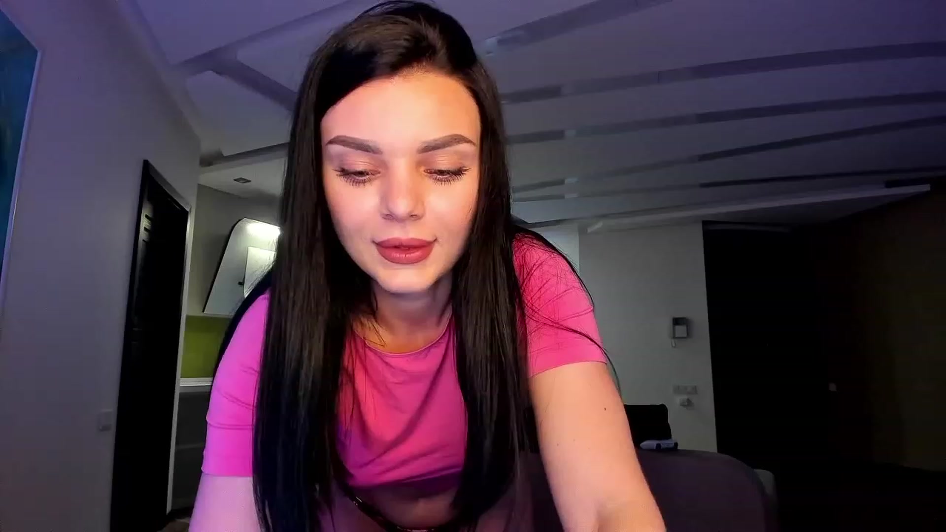 Gallery image thumbnail from Denisa__'s myfreecams stream on, 04/27/2023, 22:40 image 17 of 20