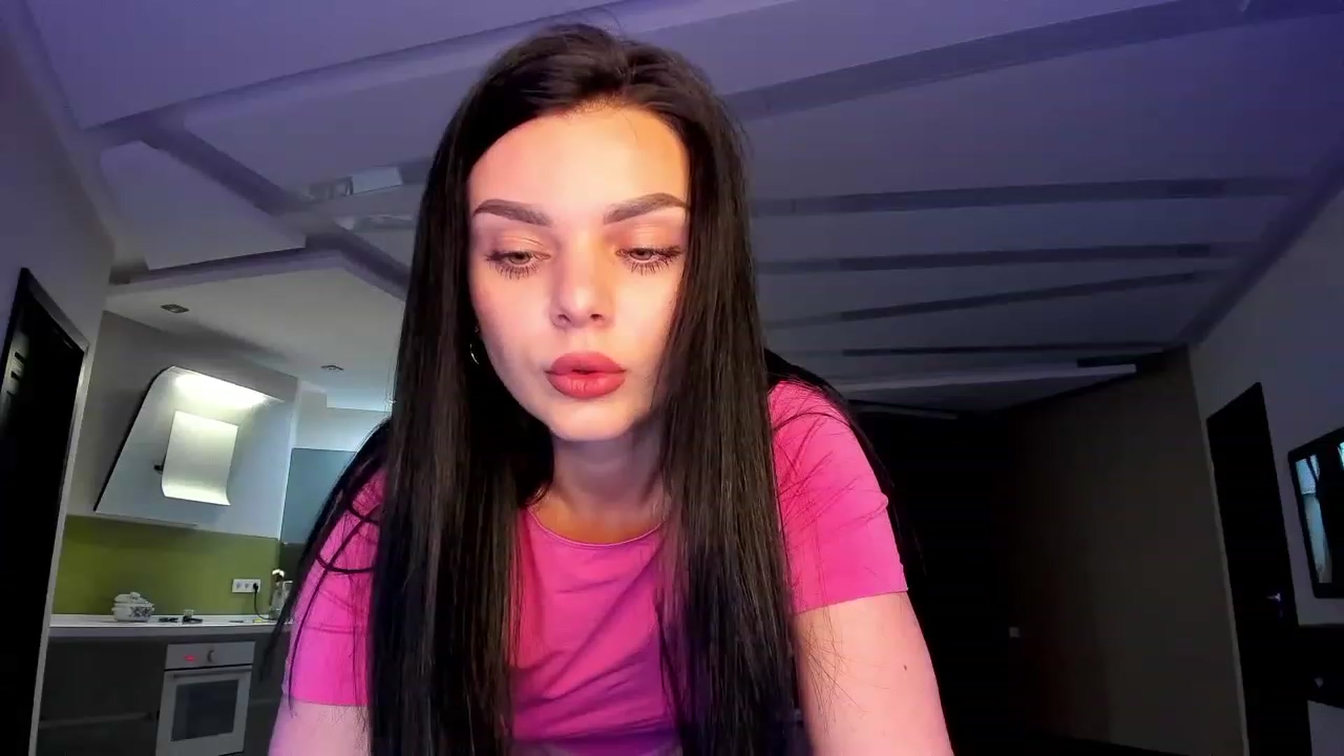 Gallery image thumbnail from Denisa__'s myfreecams stream on, 04/28/2023, 24:14 image 14 of 20