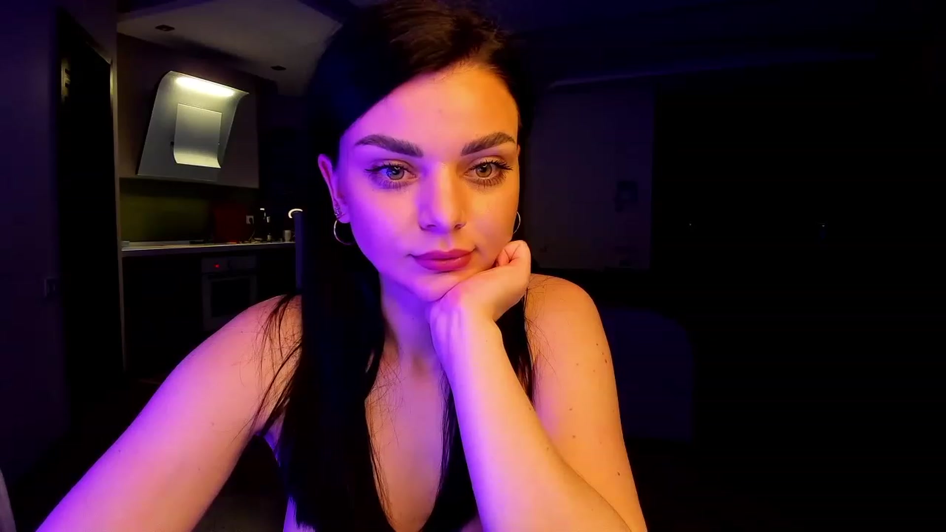 Gallery image thumbnail from Denisa__'s myfreecams stream on, 05/17/2023, 24:03 image 20 of 20