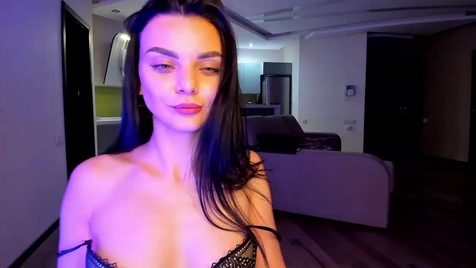 Gallery image thumbnail from Denisa__'s myfreecams stream on, 06/10/2023, 24:21 image 7 of 20