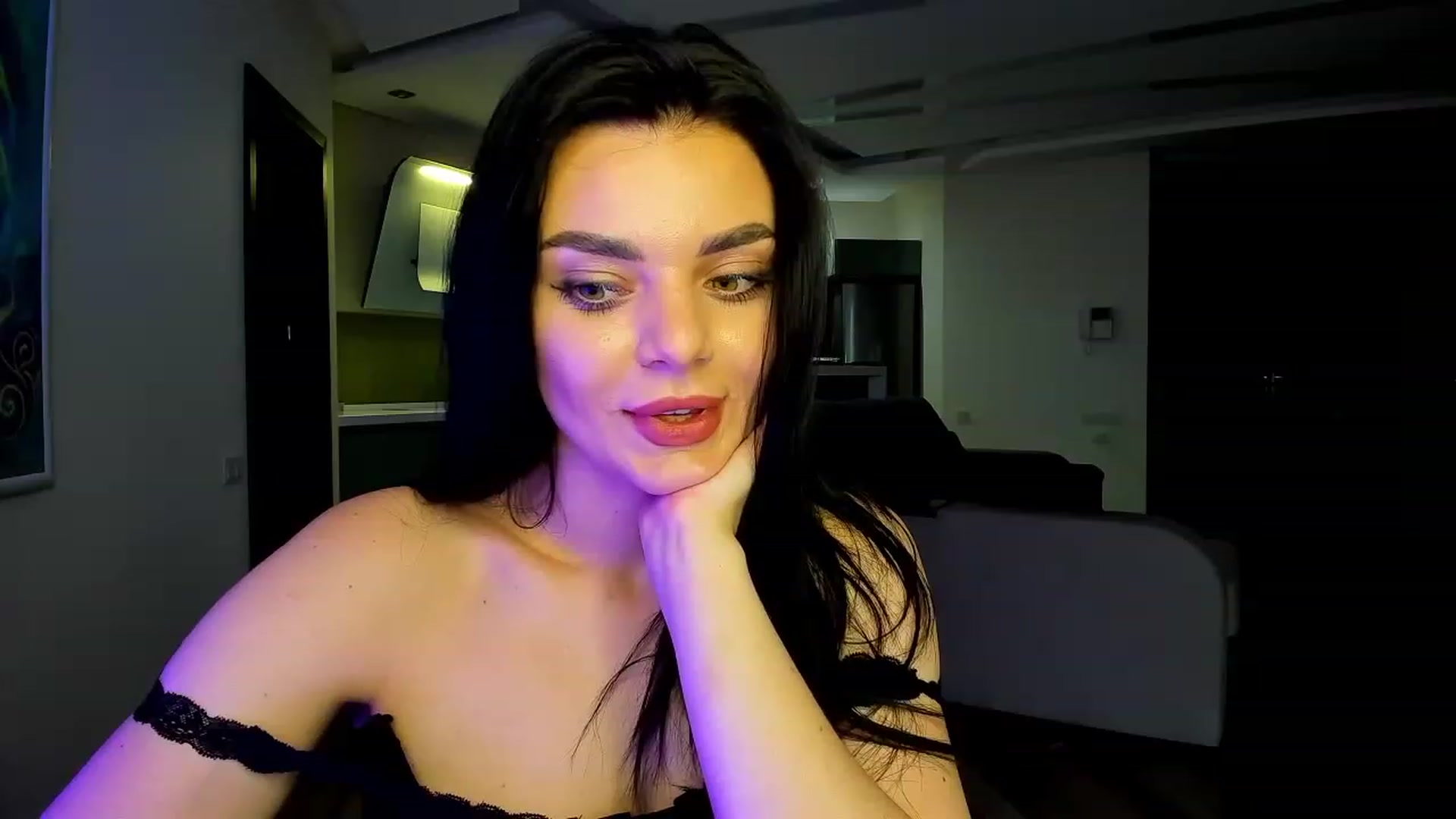 Gallery image thumbnail from Denisa__'s myfreecams stream on, 06/11/2023, 16:35 image 13 of 20