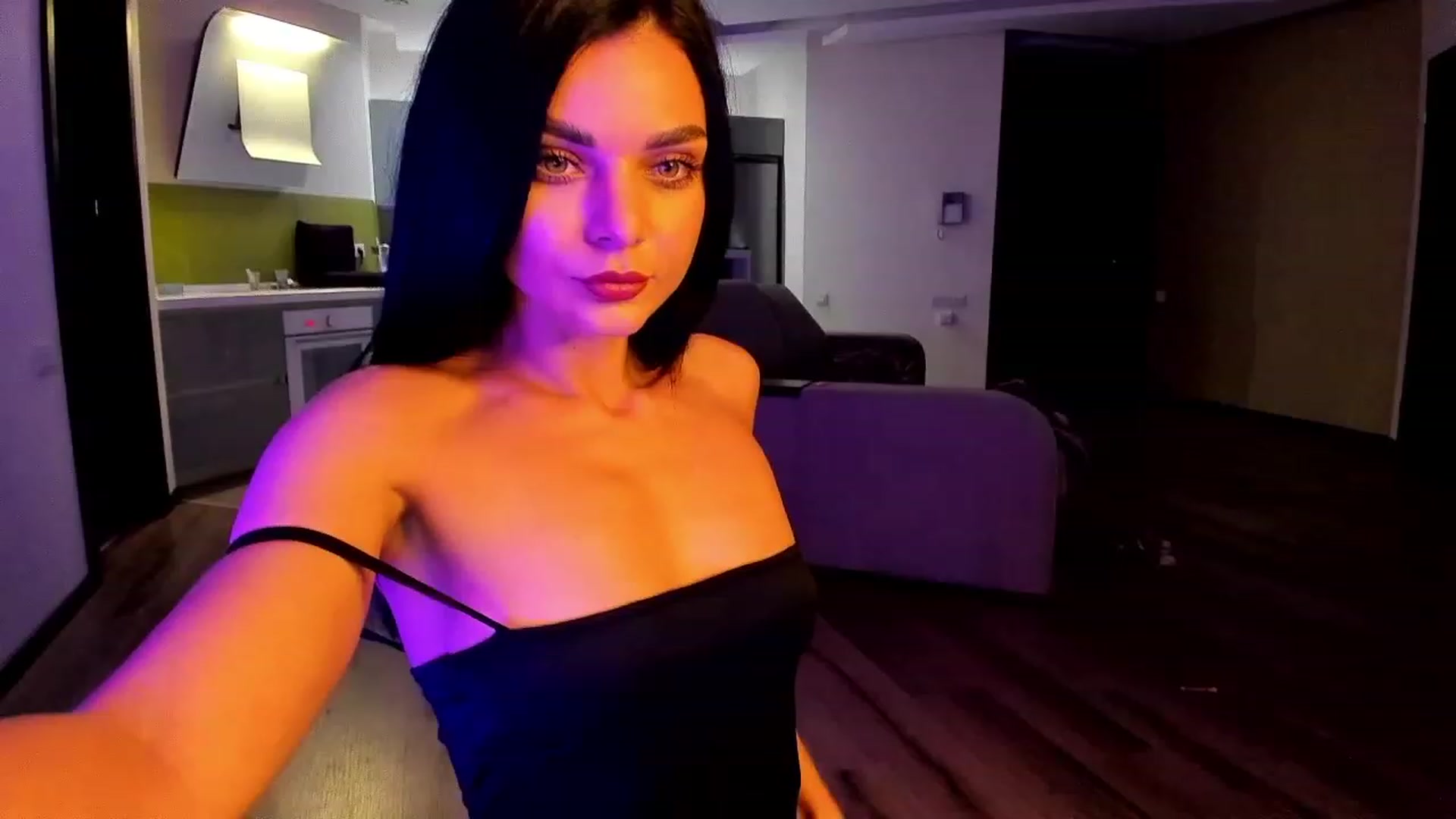 Gallery image thumbnail from Denisa__'s myfreecams stream on, 10/12/2023, 22:30 image 15 of 20