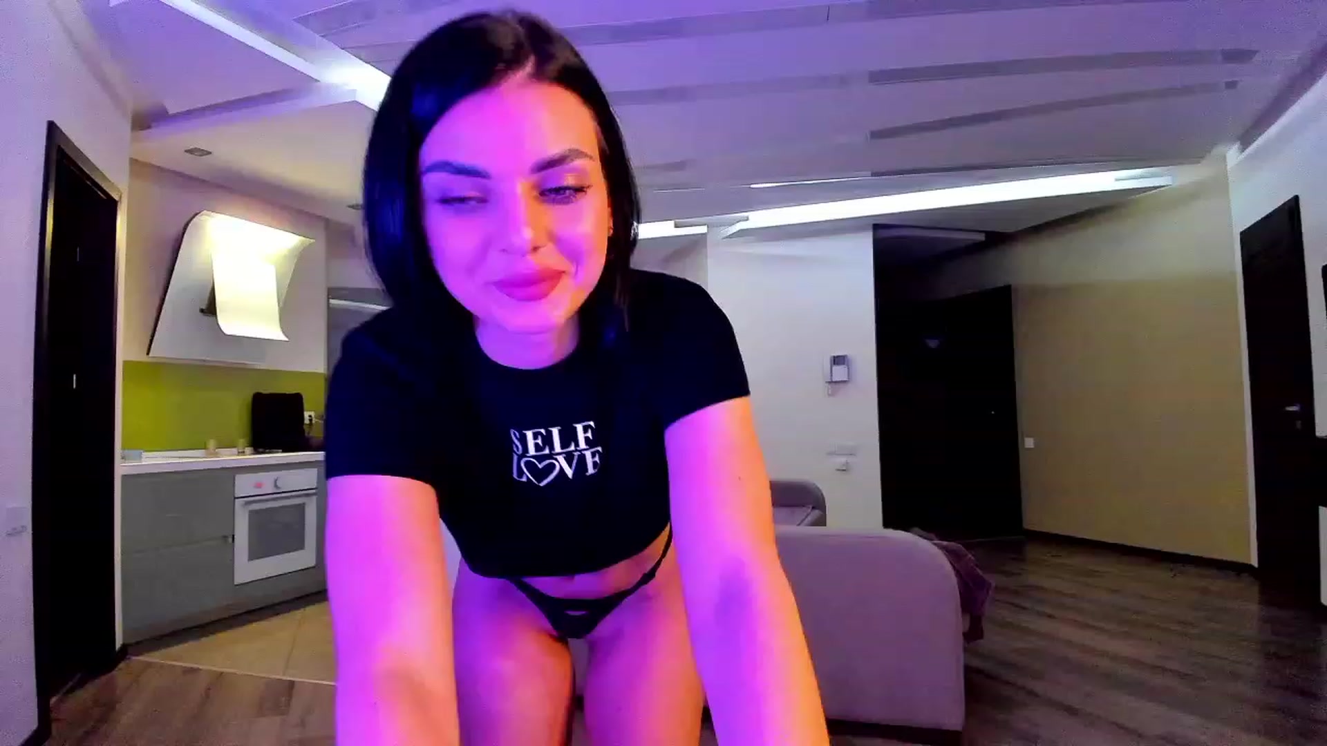 Gallery image thumbnail from Denisa__'s myfreecams stream on, 12/11/2023, 23:02 image 9 of 20