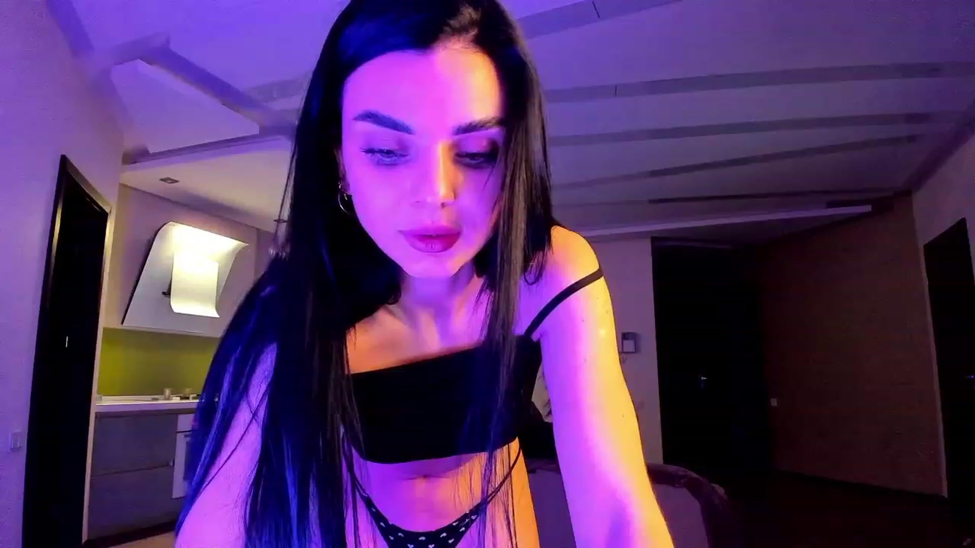 Gallery image thumbnail from Denisa__'s myfreecams stream on, 12/23/2023, 22:32 image 17 of 20