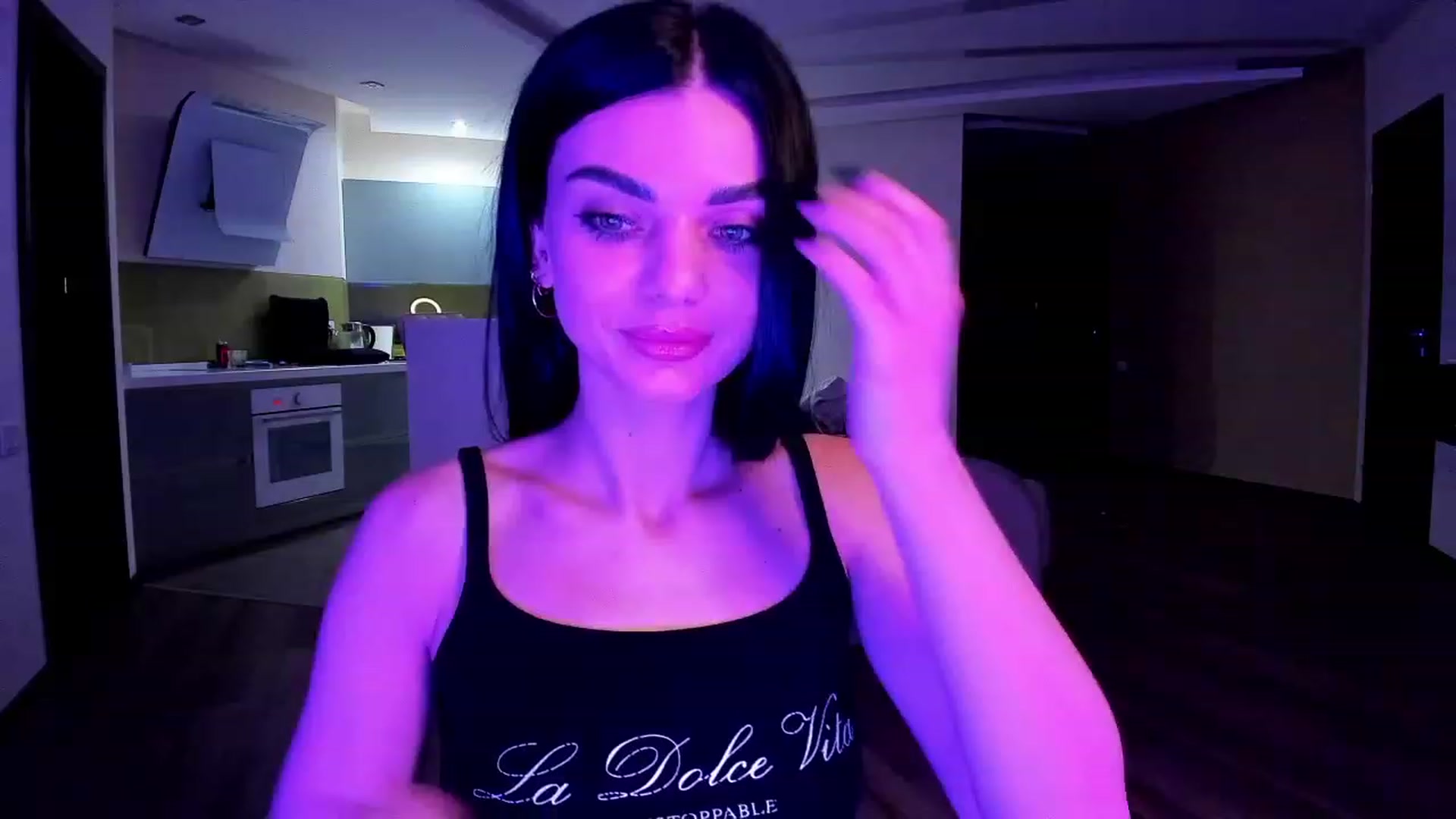 Gallery image thumbnail from Denisa__'s myfreecams stream on, 01/29/2024, 21:46 image 11 of 20