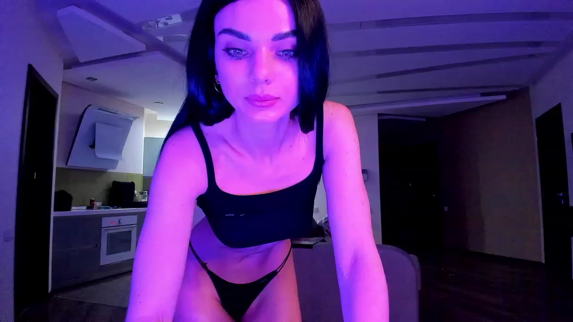 Gallery image thumbnail from Denisa__'s myfreecams stream on, 01/29/2024, 21:46 image 8 of 20