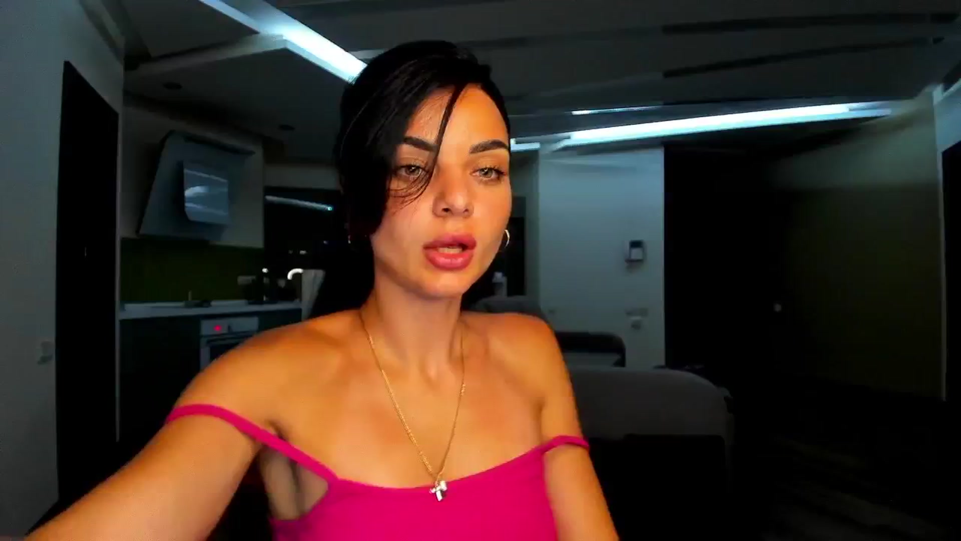 Gallery image thumbnail from Denisa__'s myfreecams stream on, 07/04/2024, 20:51 image 8 of 20