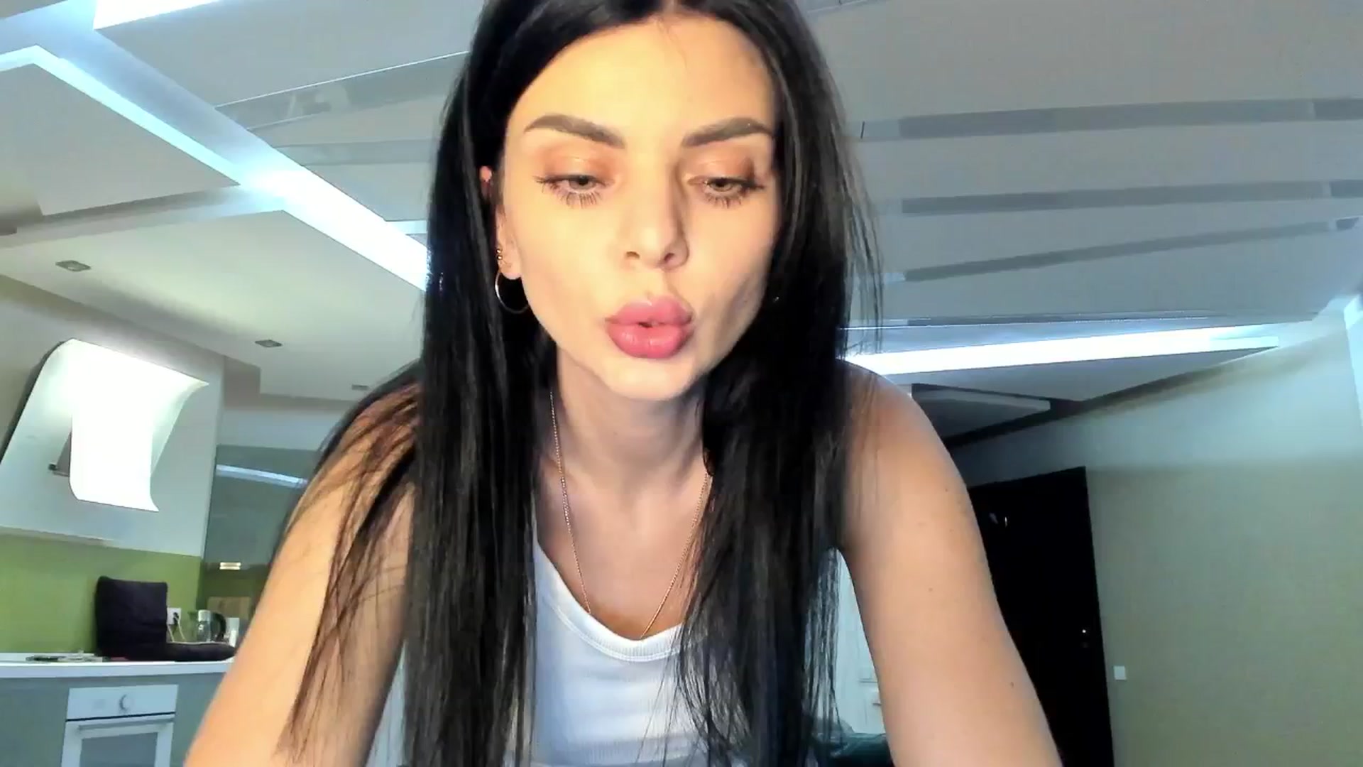 Gallery image thumbnail from Denisa__'s myfreecams stream on, 02/04/2026, 22:49 image 14 of 20