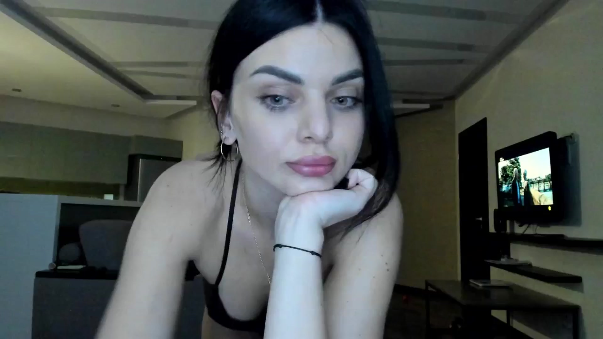 Gallery image thumbnail from Denisa__'s myfreecams stream on, 03/07/2026, 22:08 image 14 of 20