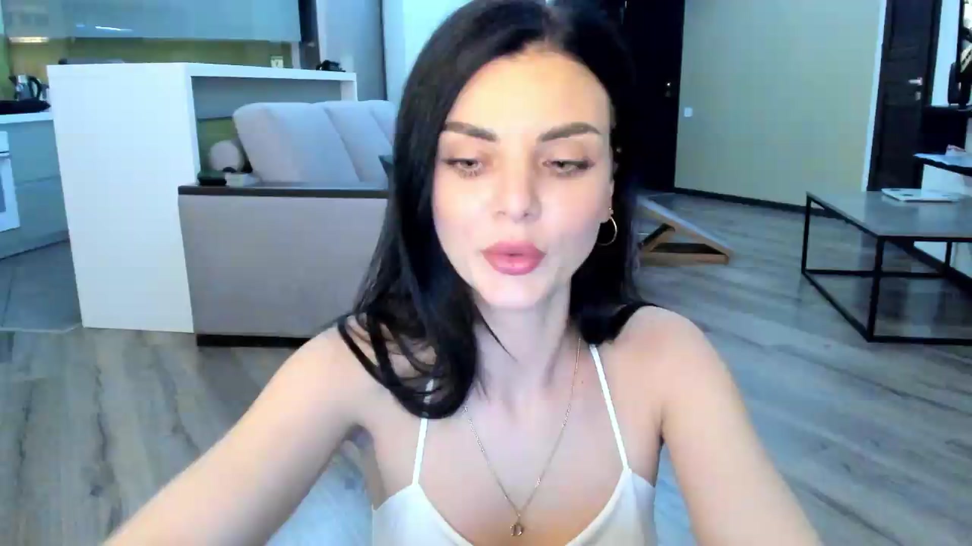 Gallery image thumbnail from Denisa__'s myfreecams stream on, 05/30/2026, 21:06 image 9 of 20