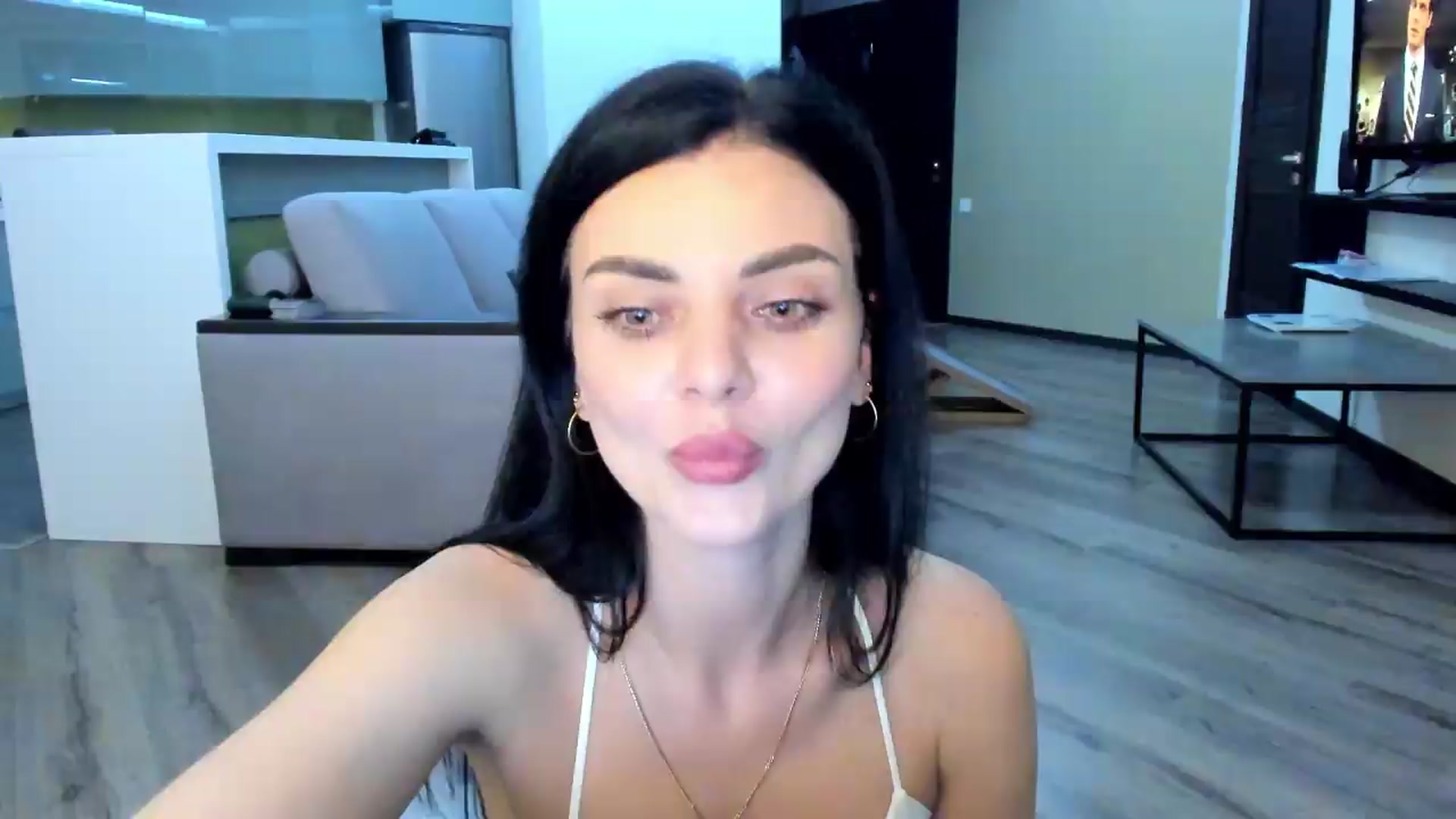 Gallery image thumbnail from Denisa__'s myfreecams stream on, 05/30/2026, 21:06 image 13 of 20