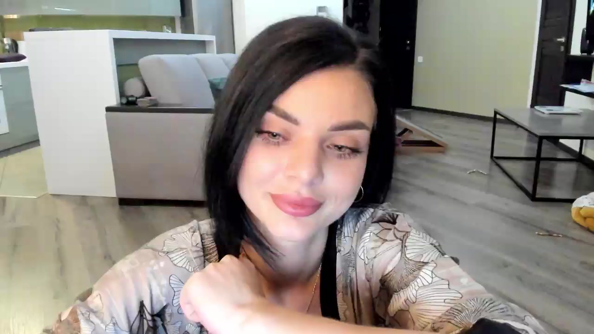 Gallery image thumbnail from Denisa__'s myfreecams stream on, 06/15/2026, 21:23 image 17 of 20