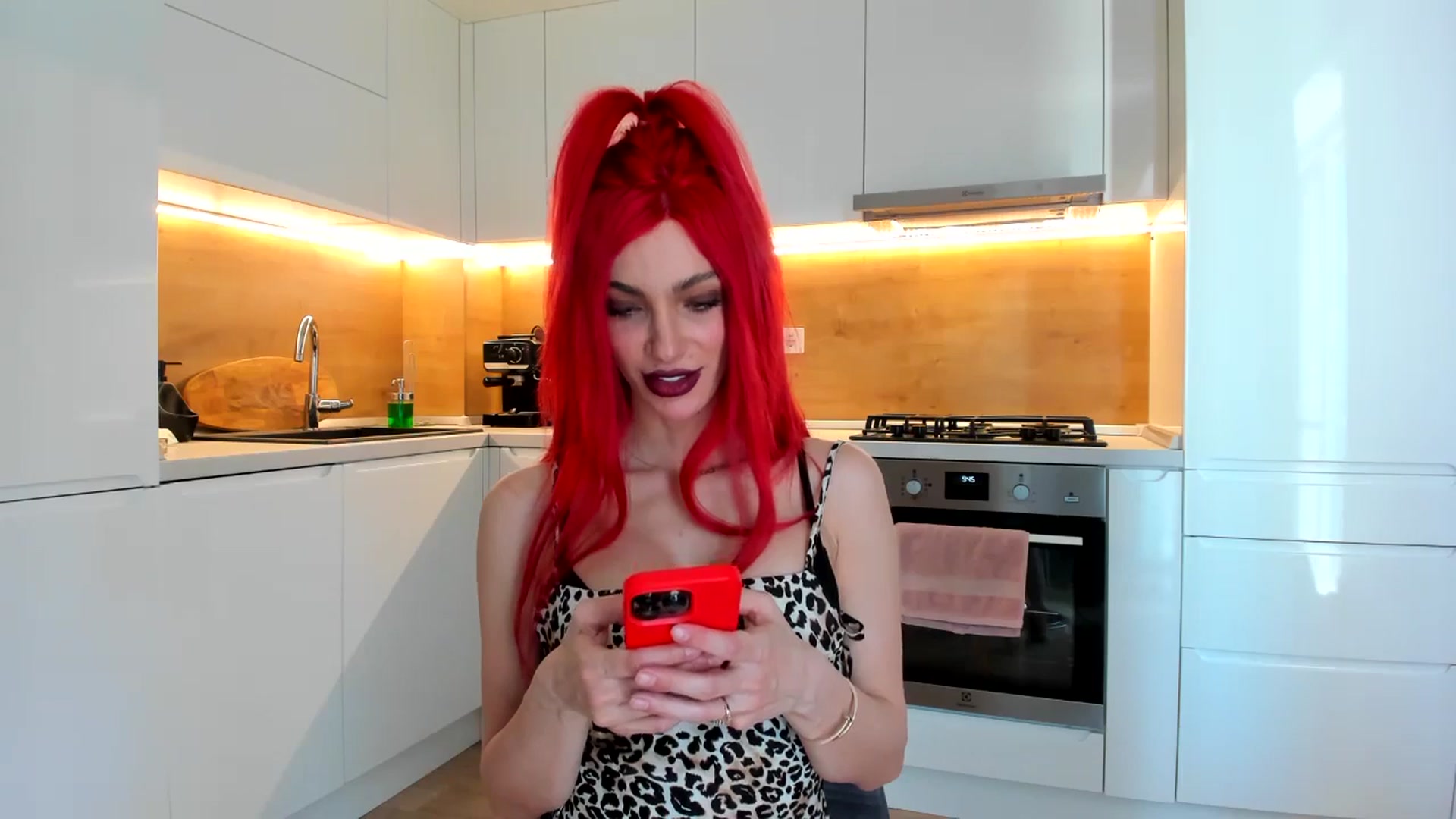 Gallery image thumbnail from DennyA's myfreecams stream on, 04/20/2025, 13:07 image 6 of 20