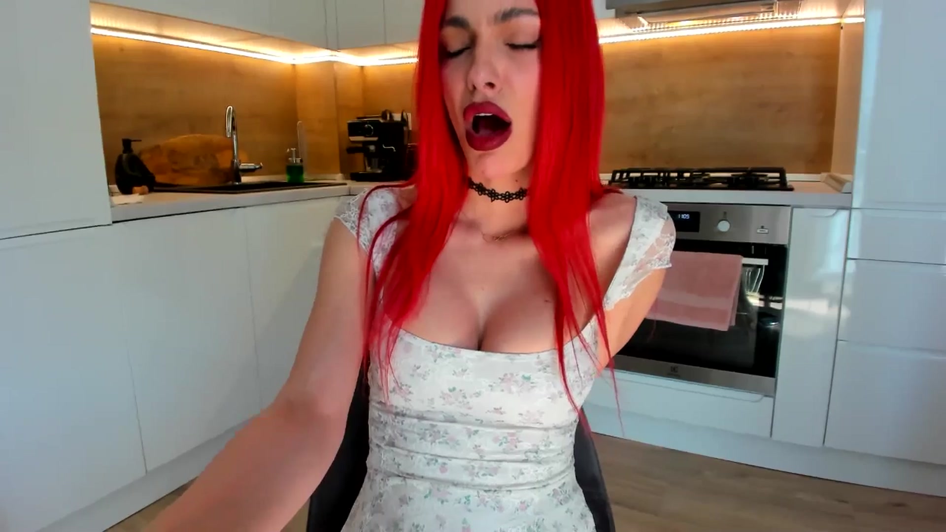 Gallery image thumbnail from DennyA's myfreecams stream on, 04/23/2025, 14:35 image 16 of 20