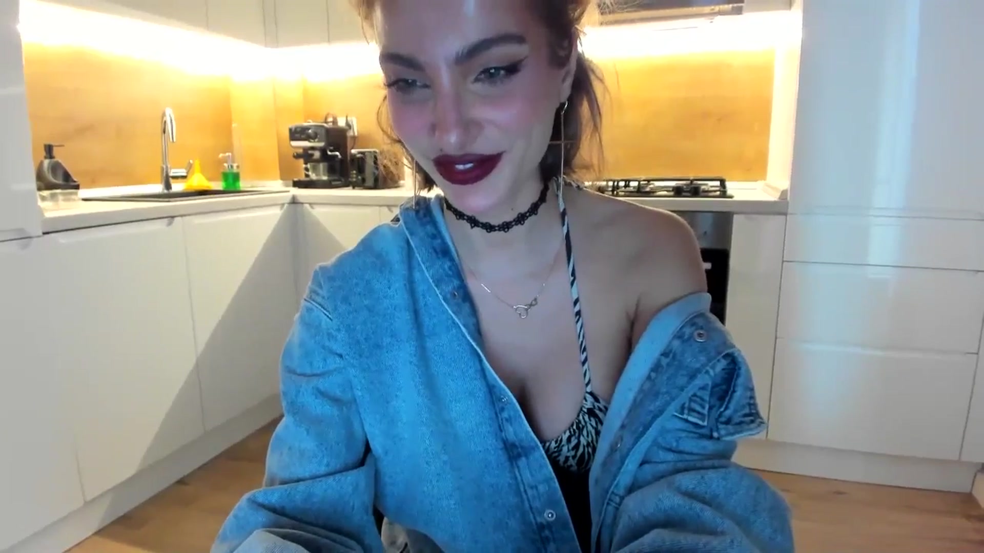 Gallery image thumbnail from DennyA's myfreecams stream on, 04/26/2025, 16:57 image 18 of 20