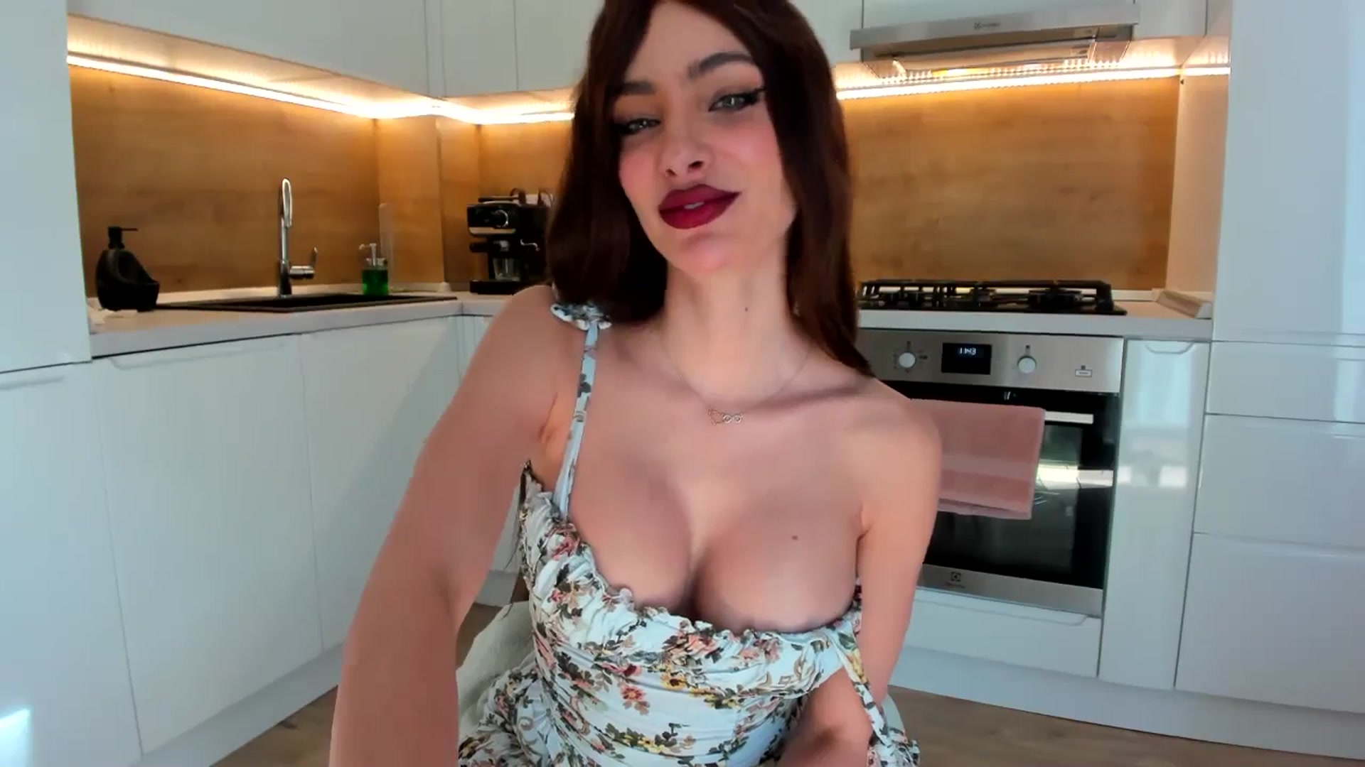 Gallery image thumbnail from DennyA's myfreecams stream on, 04/30/2025, 14:00 image 18 of 20